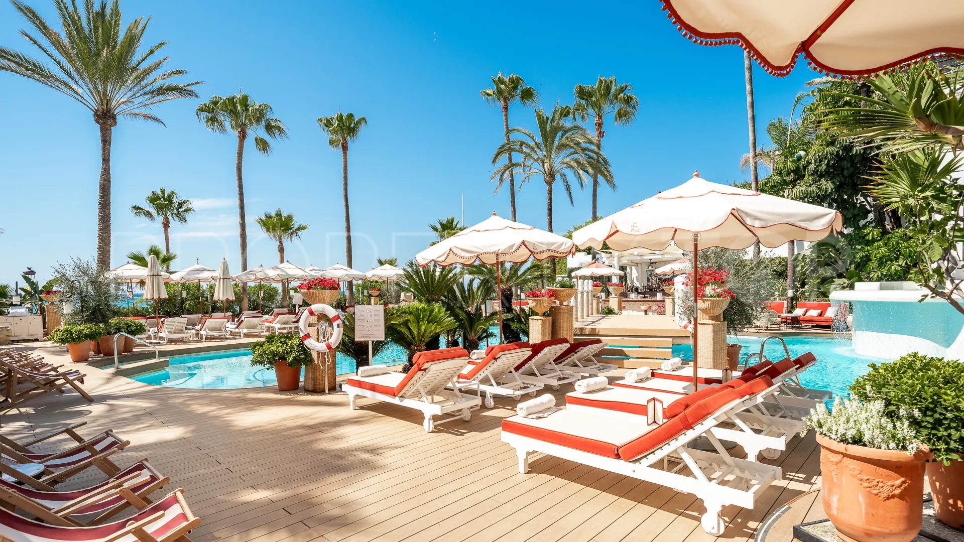 Penthouse for sale in Puente Romano