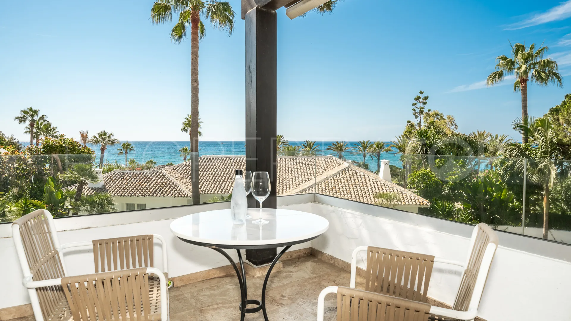 Penthouse for sale in Puente Romano