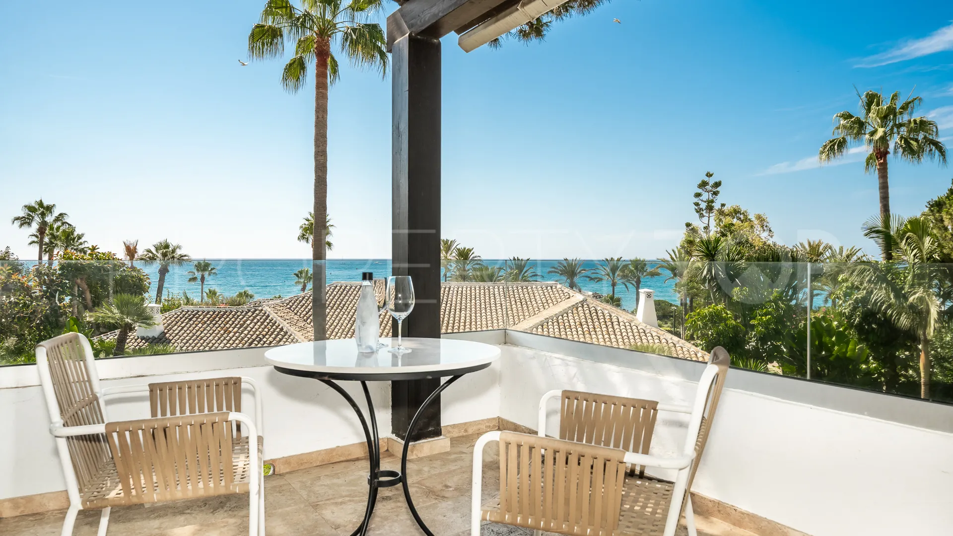 Penthouse for sale in Puente Romano