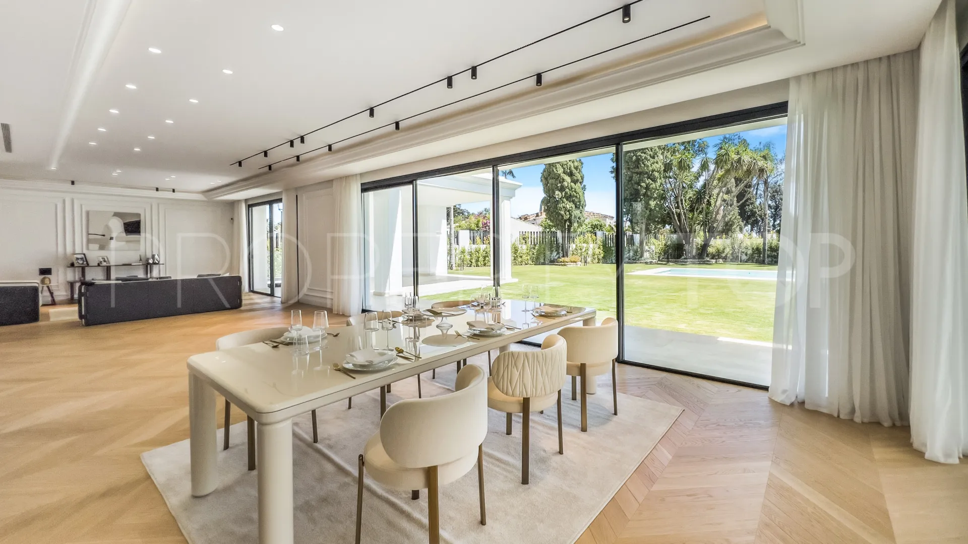 Las Lomas del Marbella Club, villa de 5 dormitorios en venta