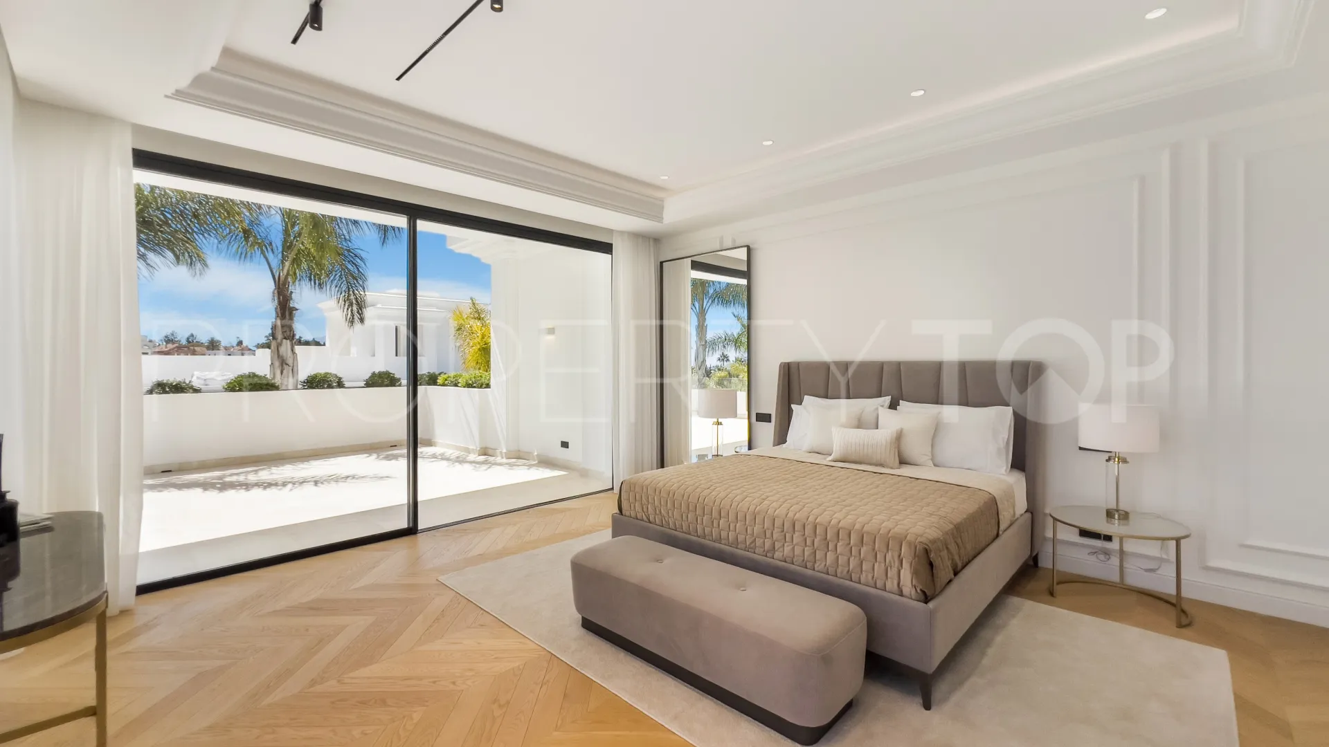 Las Lomas del Marbella Club, villa de 5 dormitorios en venta