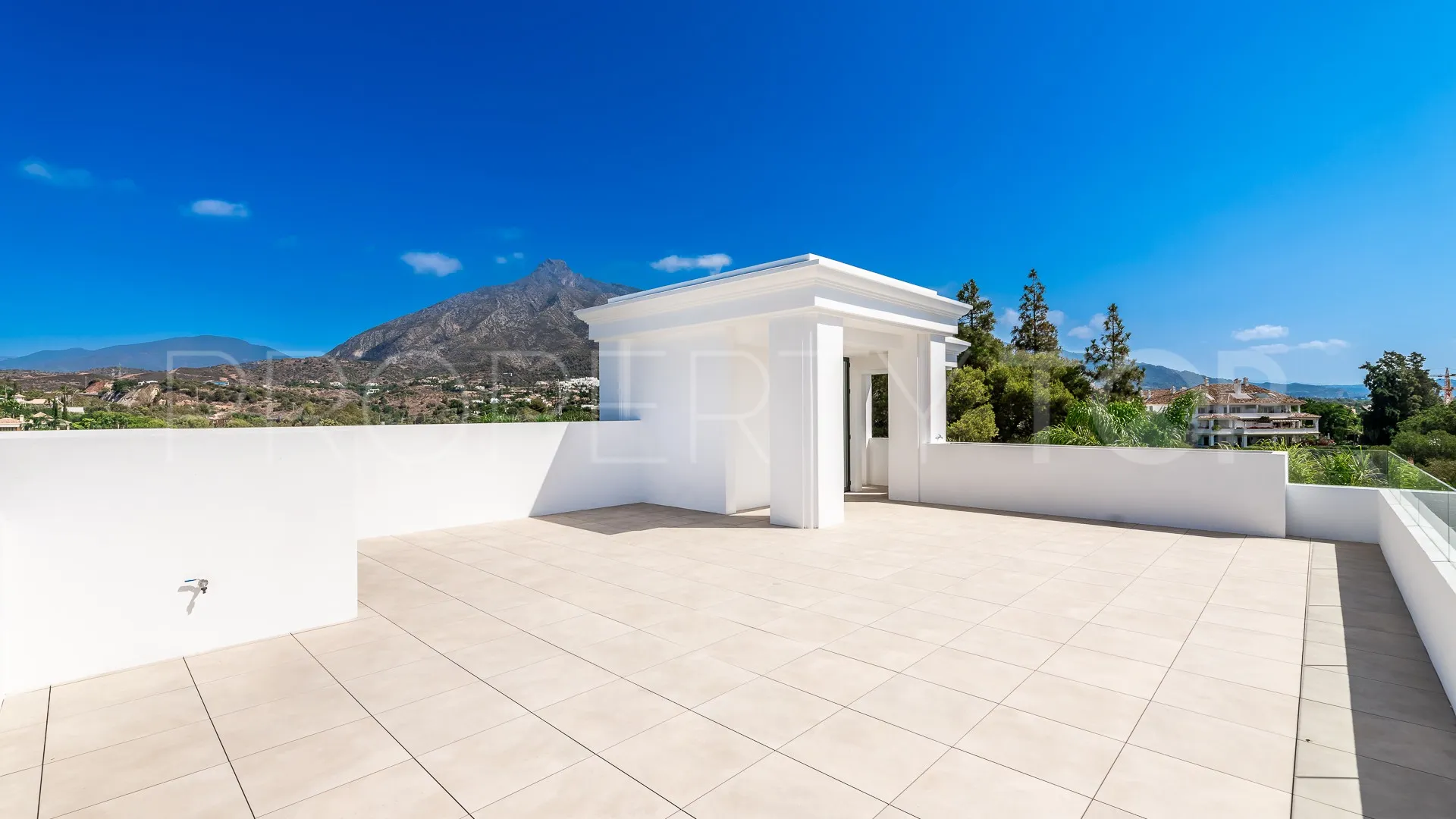 Las Lomas del Marbella Club, villa de 5 dormitorios en venta