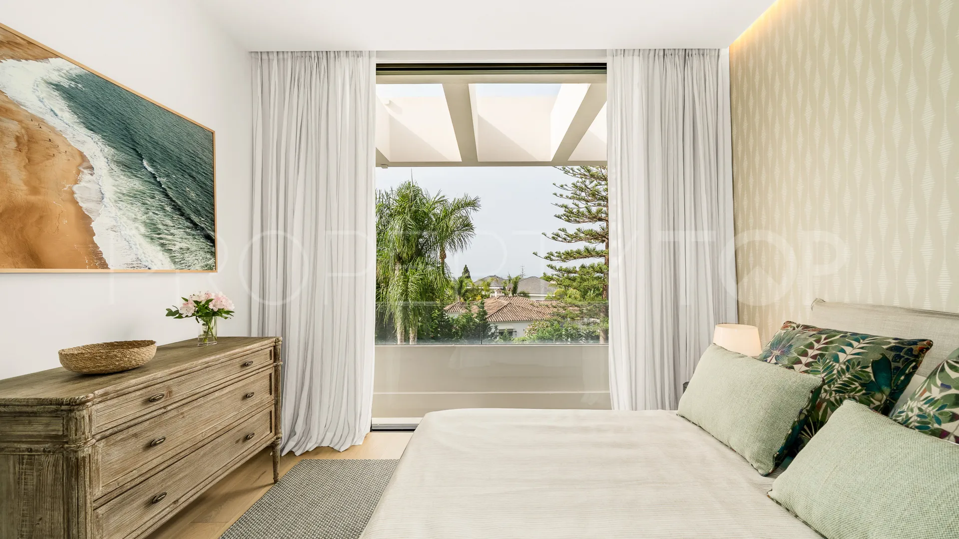 Villa en venta en Los Monteros con 5 dormitorios