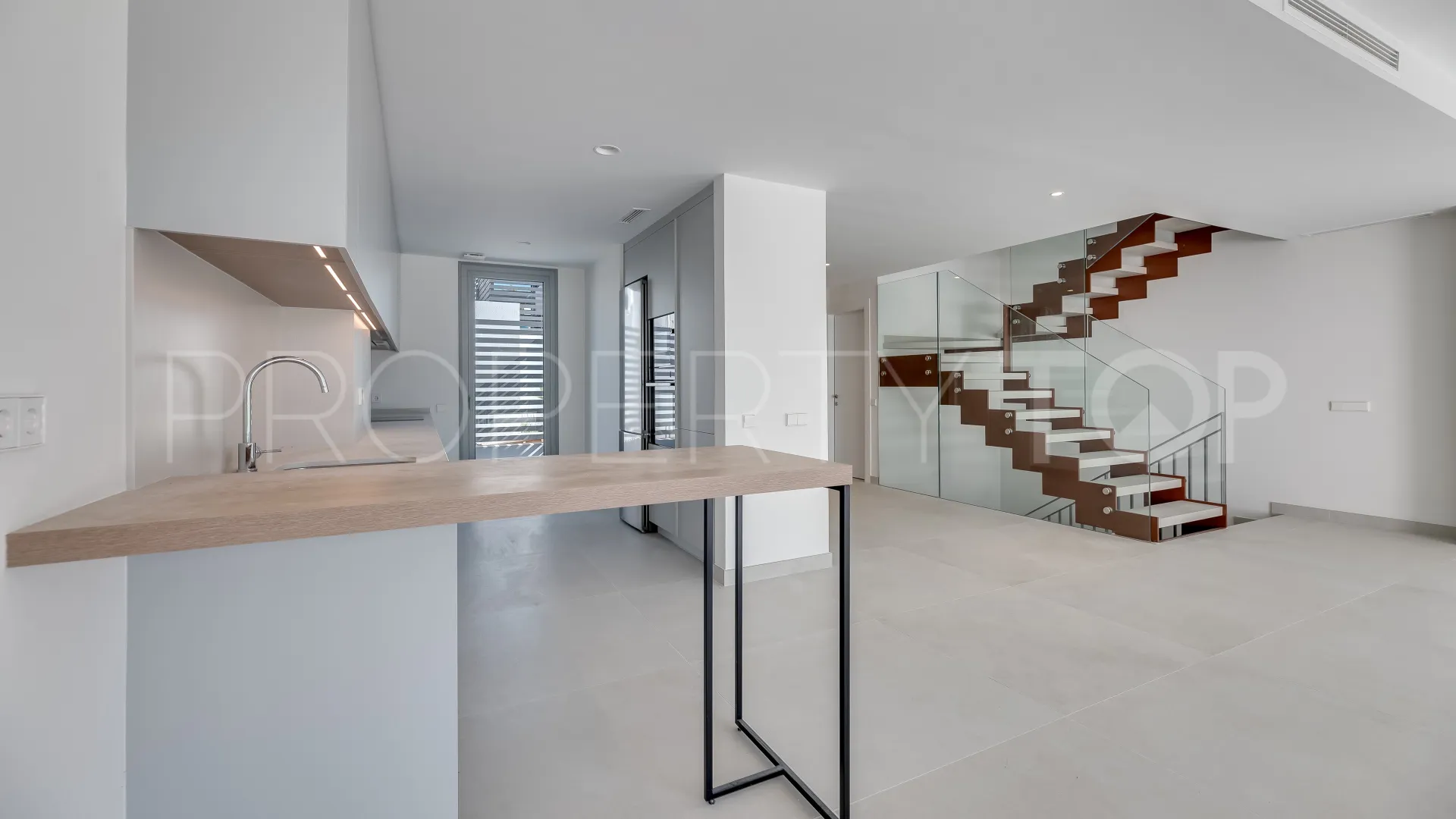 Town house for sale in Guadalmina Alta