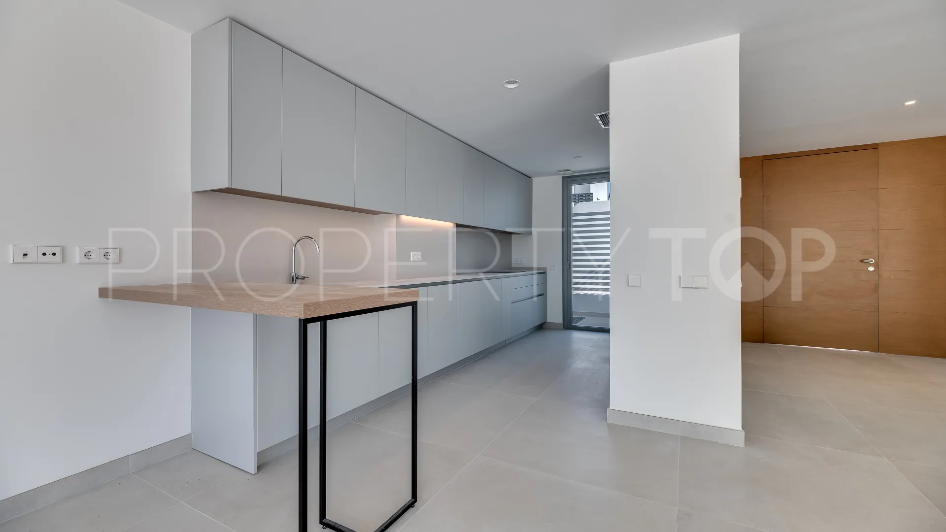 Town house for sale in Guadalmina Alta