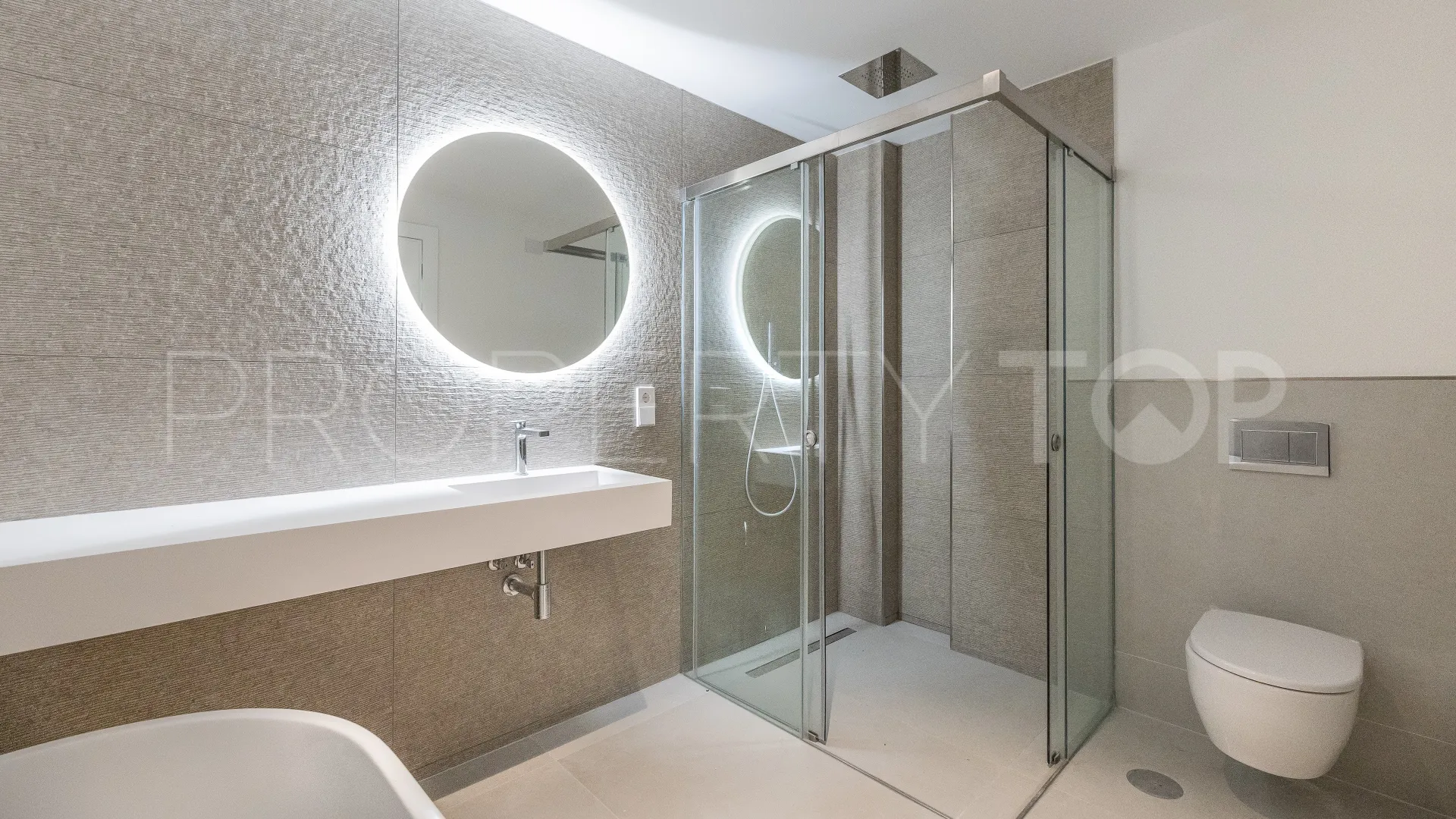 Town house for sale in Guadalmina Alta