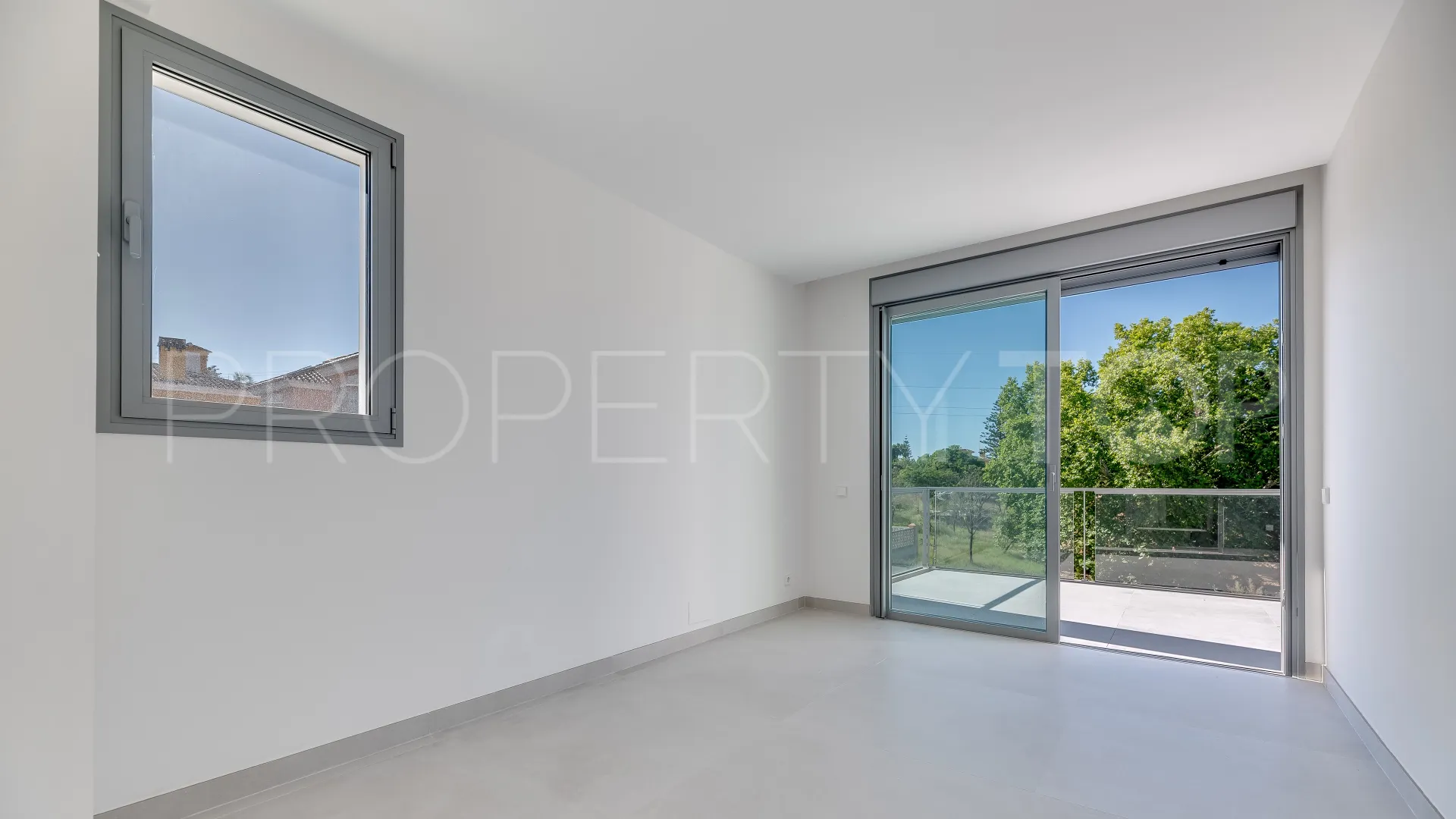 Town house for sale in Guadalmina Alta