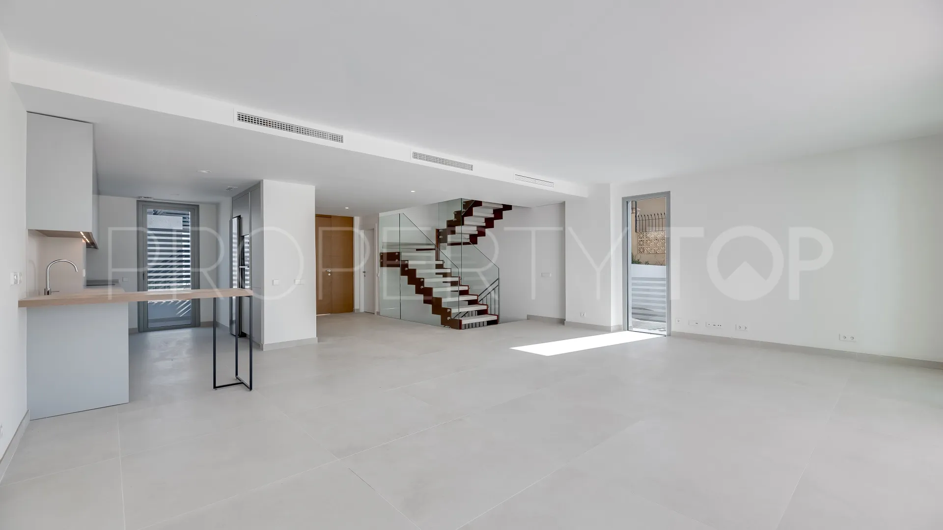 Town house for sale in Guadalmina Alta