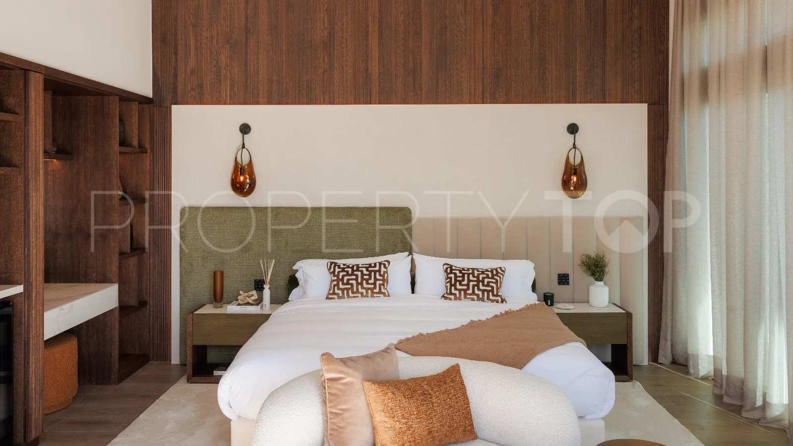 For sale Golden Mile villa