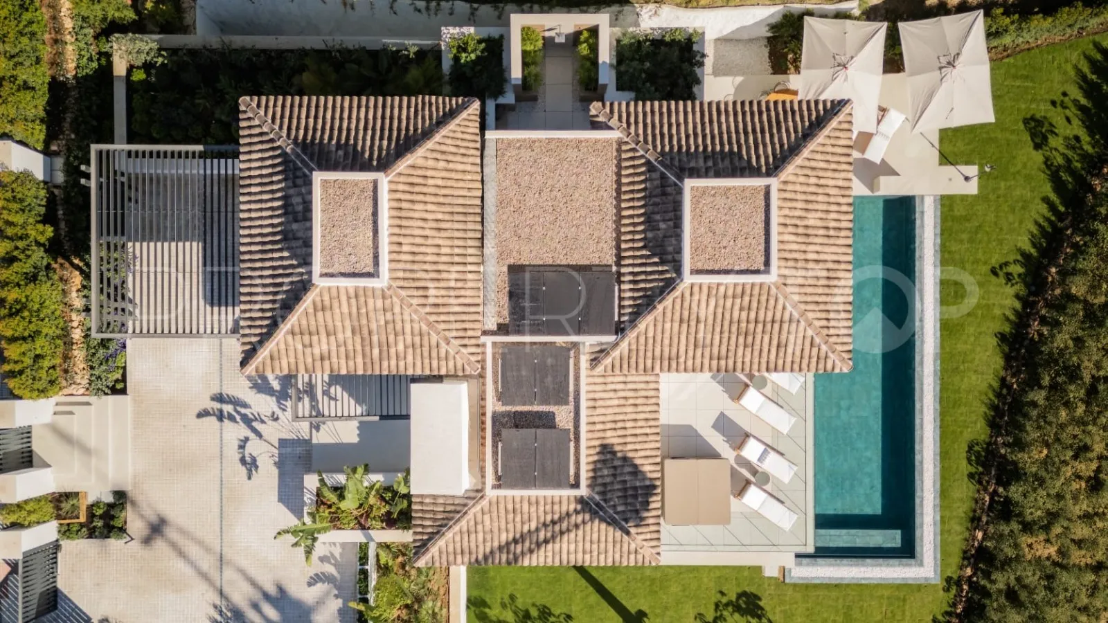 For sale Golden Mile villa