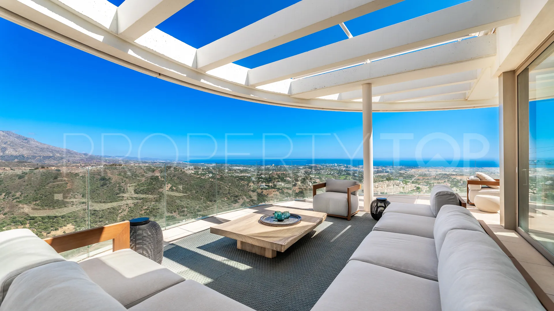 For sale 3 bedrooms penthouse in La Quinta