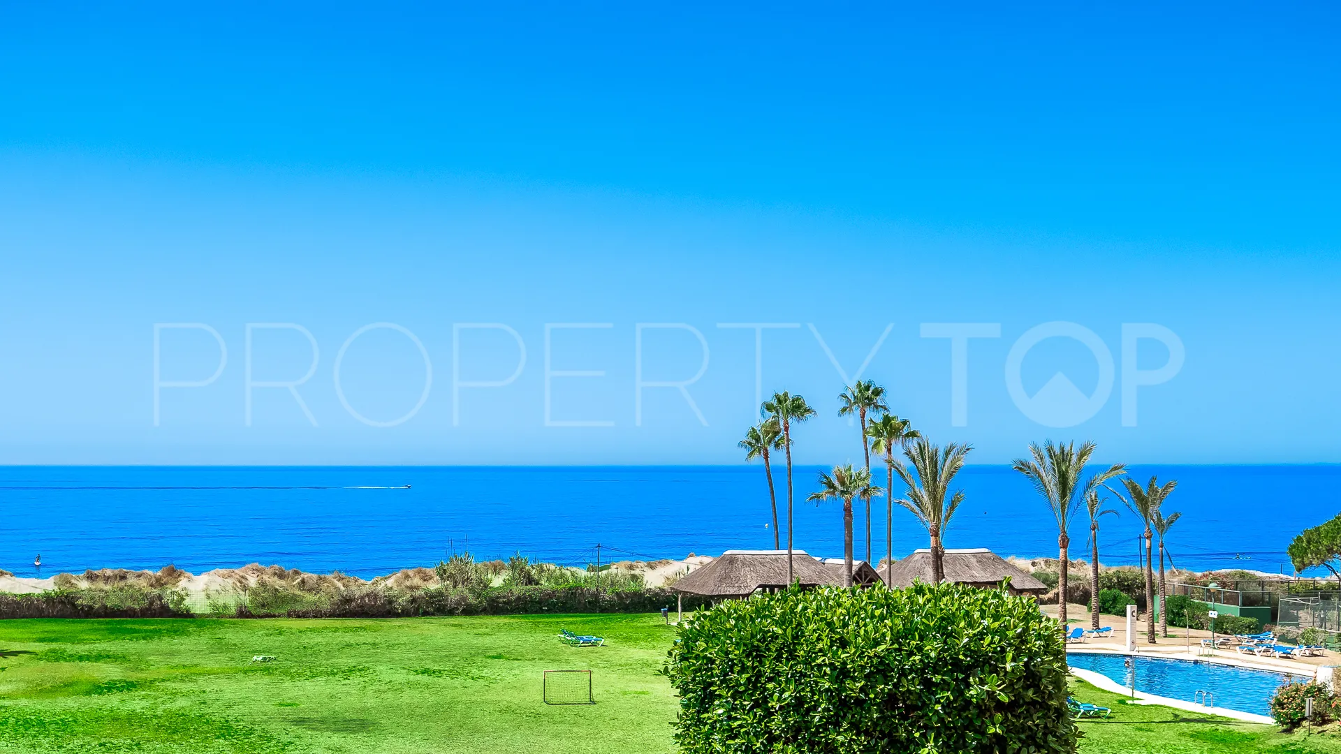 Apartamento en venta con 2 dormitorios en Elviria
