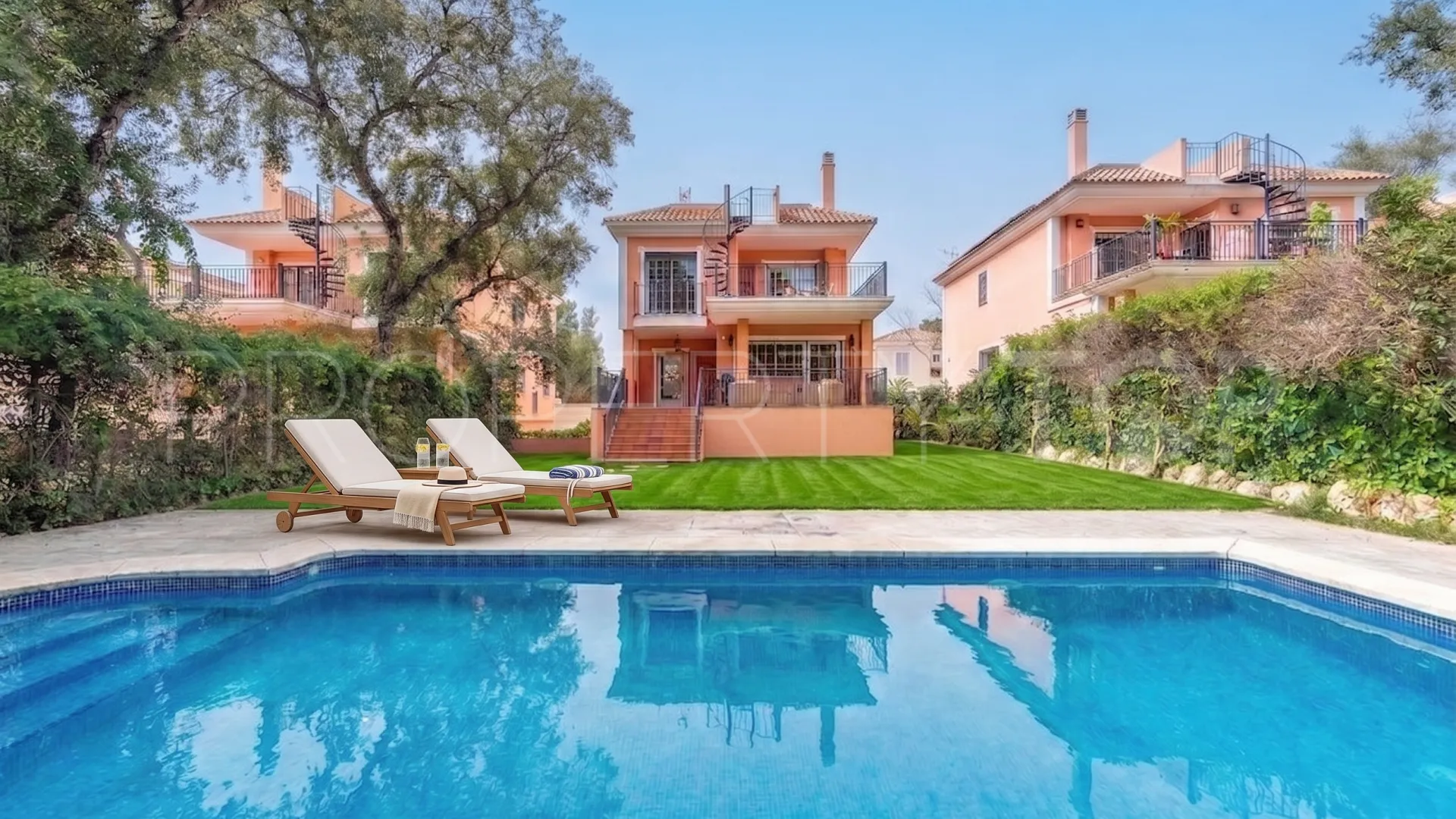 Villa with 5 bedrooms for sale in Elviria