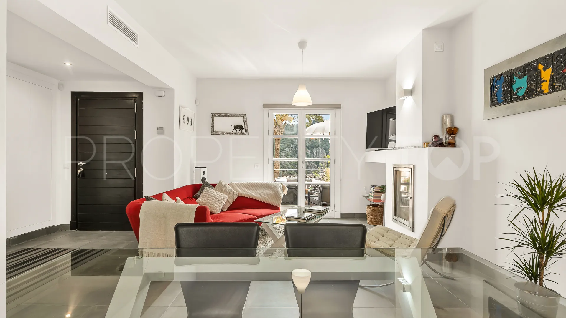 Semi detached house for sale in Benahavis Centro
