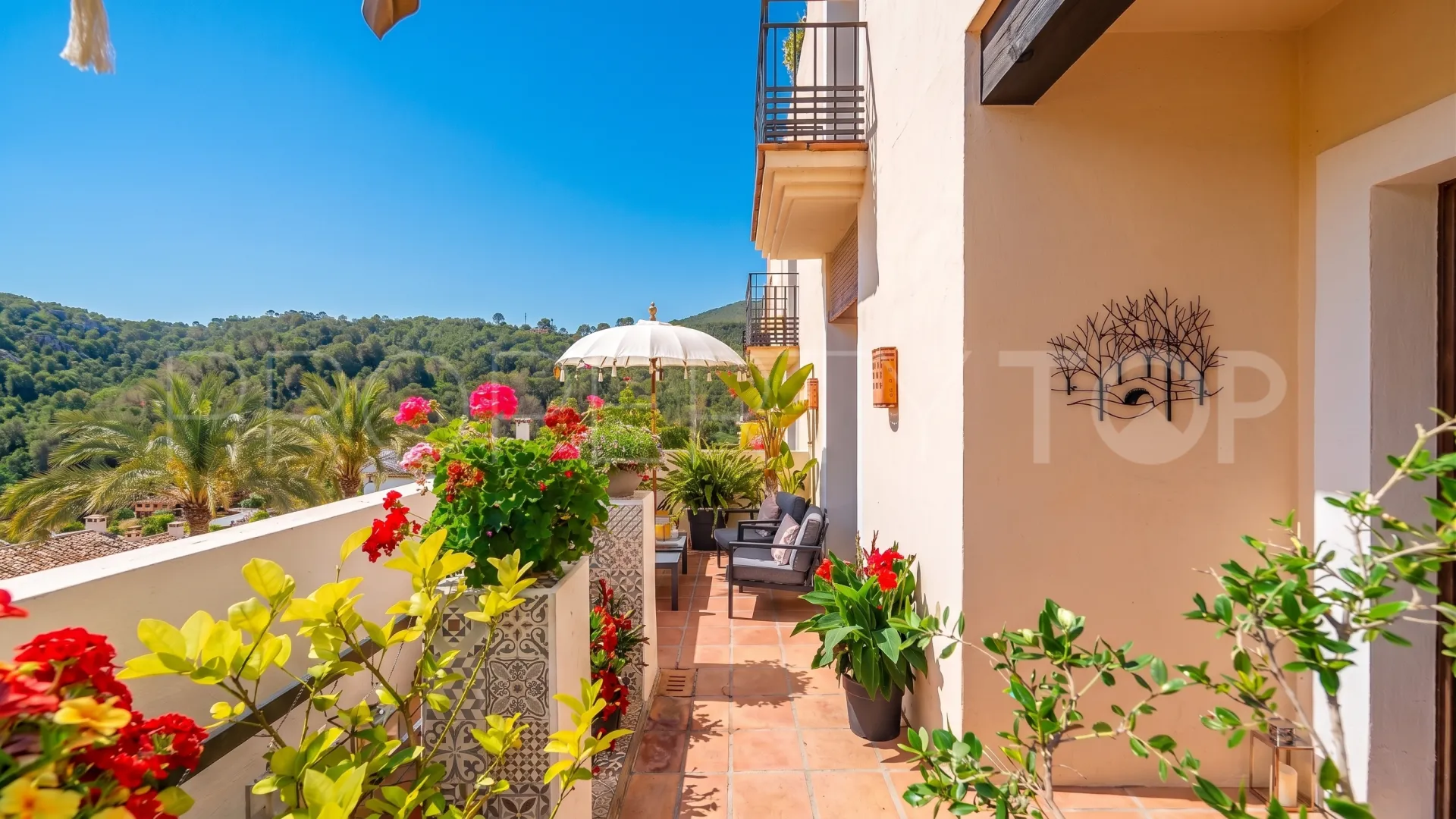 Pareado en venta en Benahavis Centro