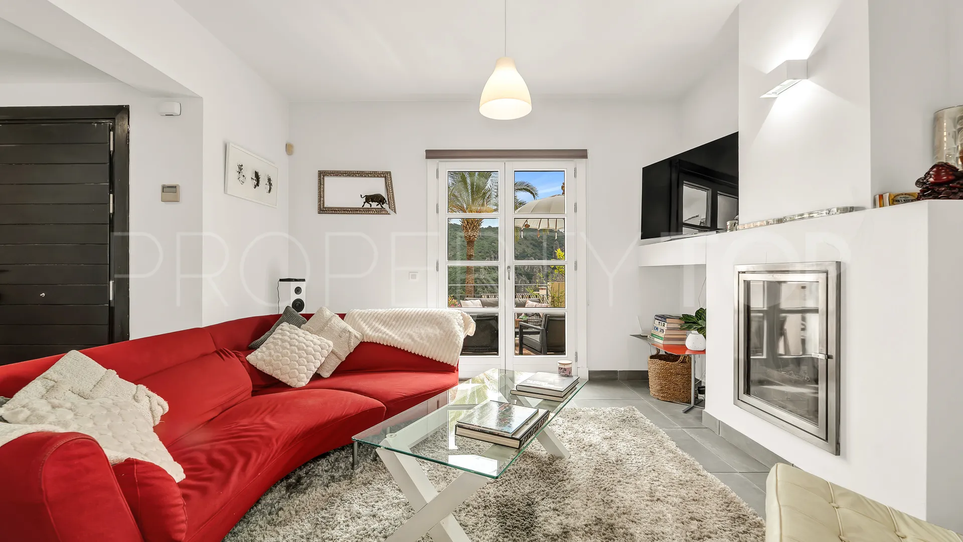 Semi detached house for sale in Benahavis Centro