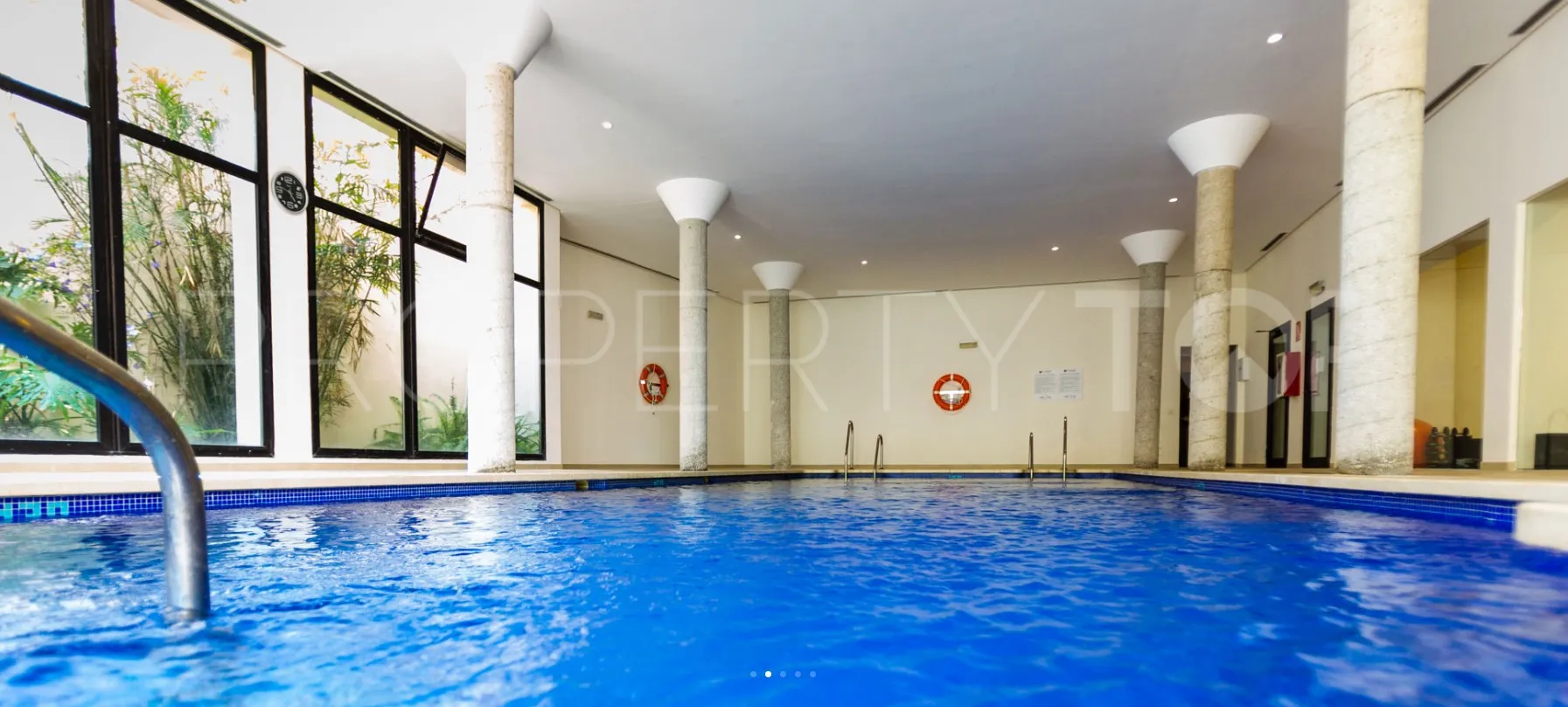 Semi detached house for sale in Benahavis Centro