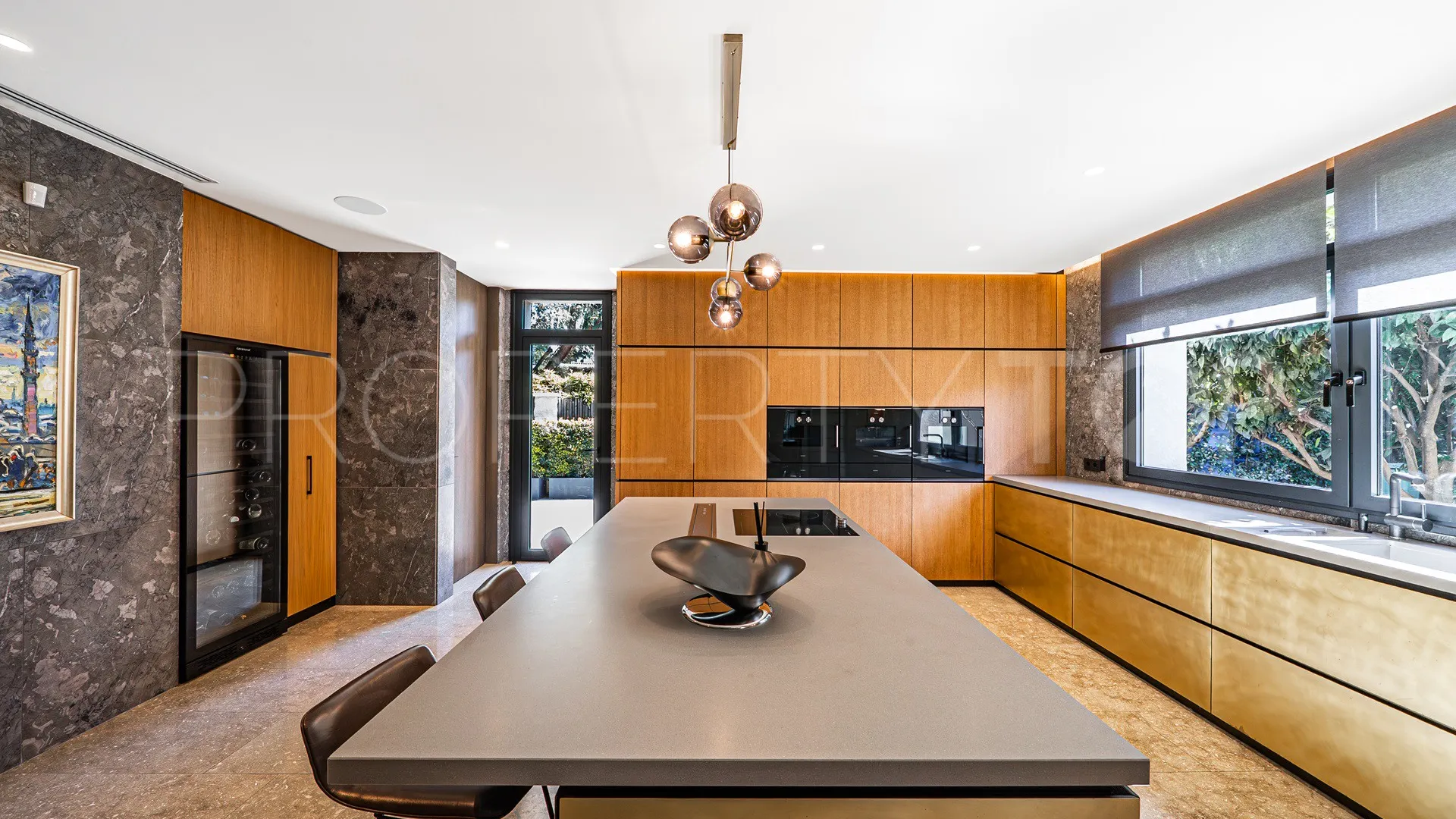 Guadalmina Baja, villa de 10 dormitorios en venta