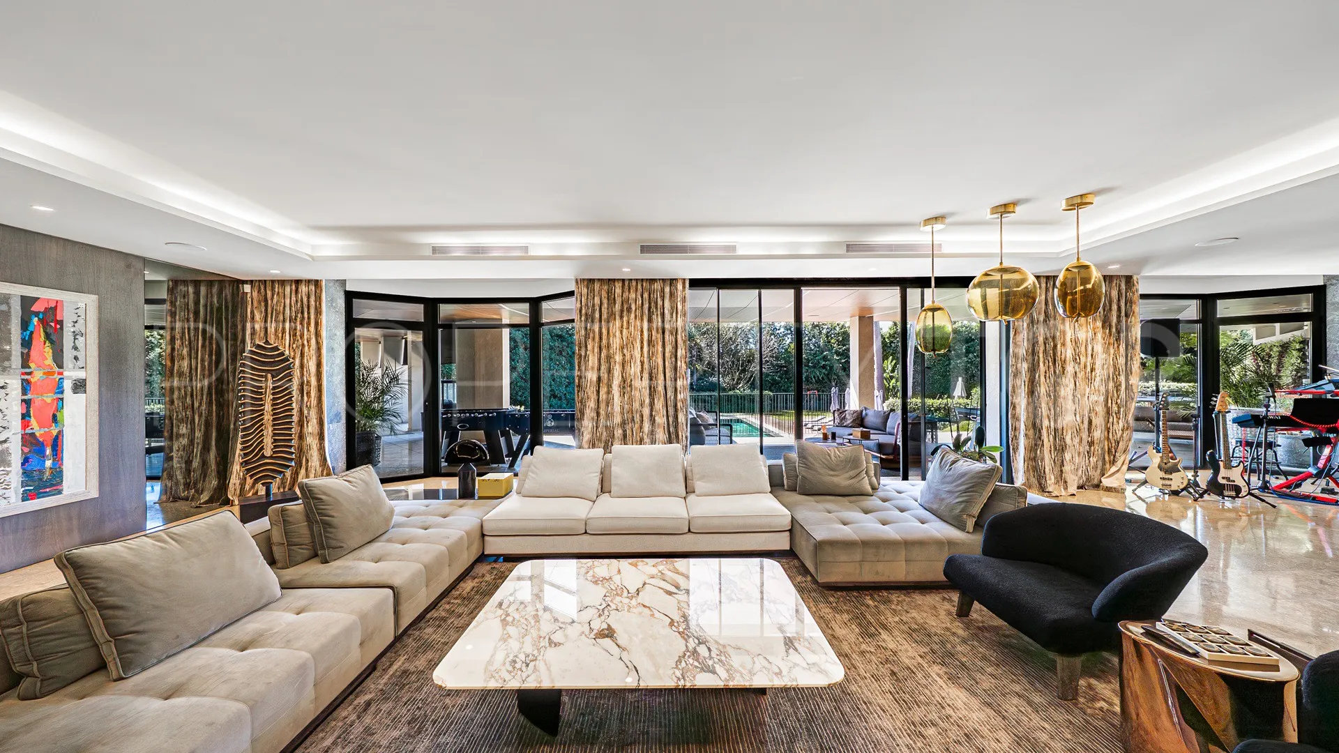 Guadalmina Baja, villa de 10 dormitorios en venta