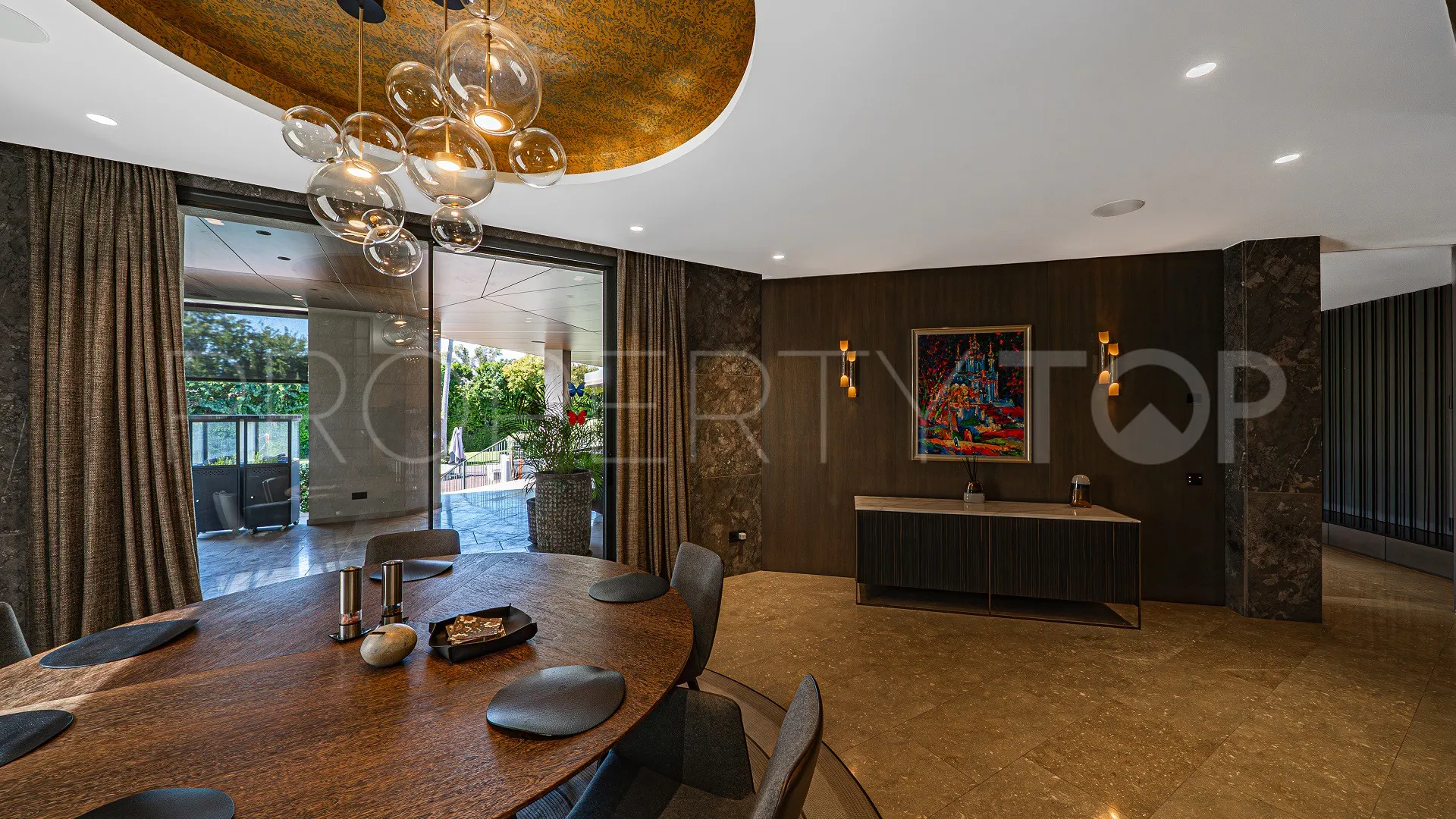 Guadalmina Baja, villa de 10 dormitorios en venta