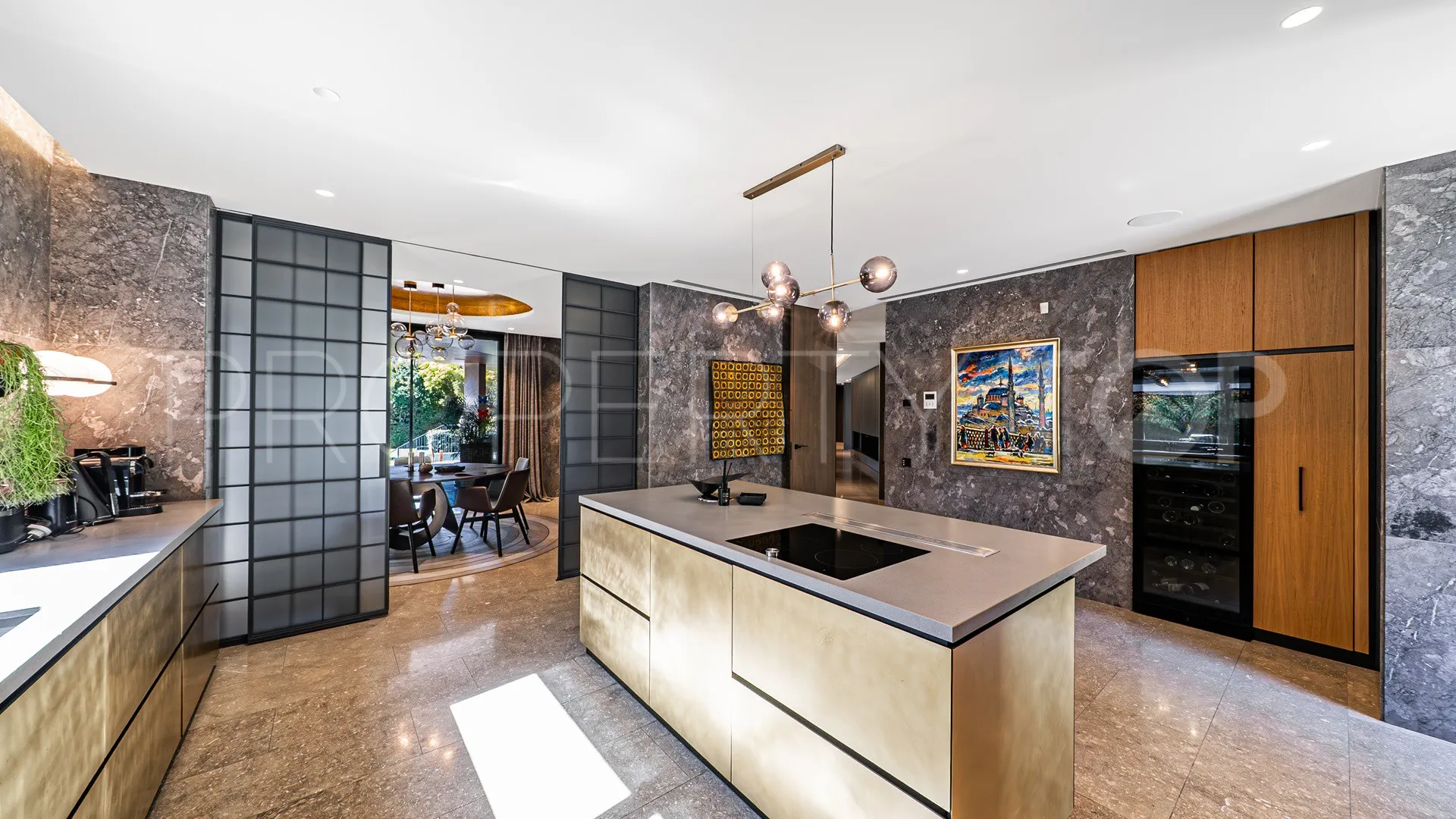 Guadalmina Baja, villa de 10 dormitorios en venta