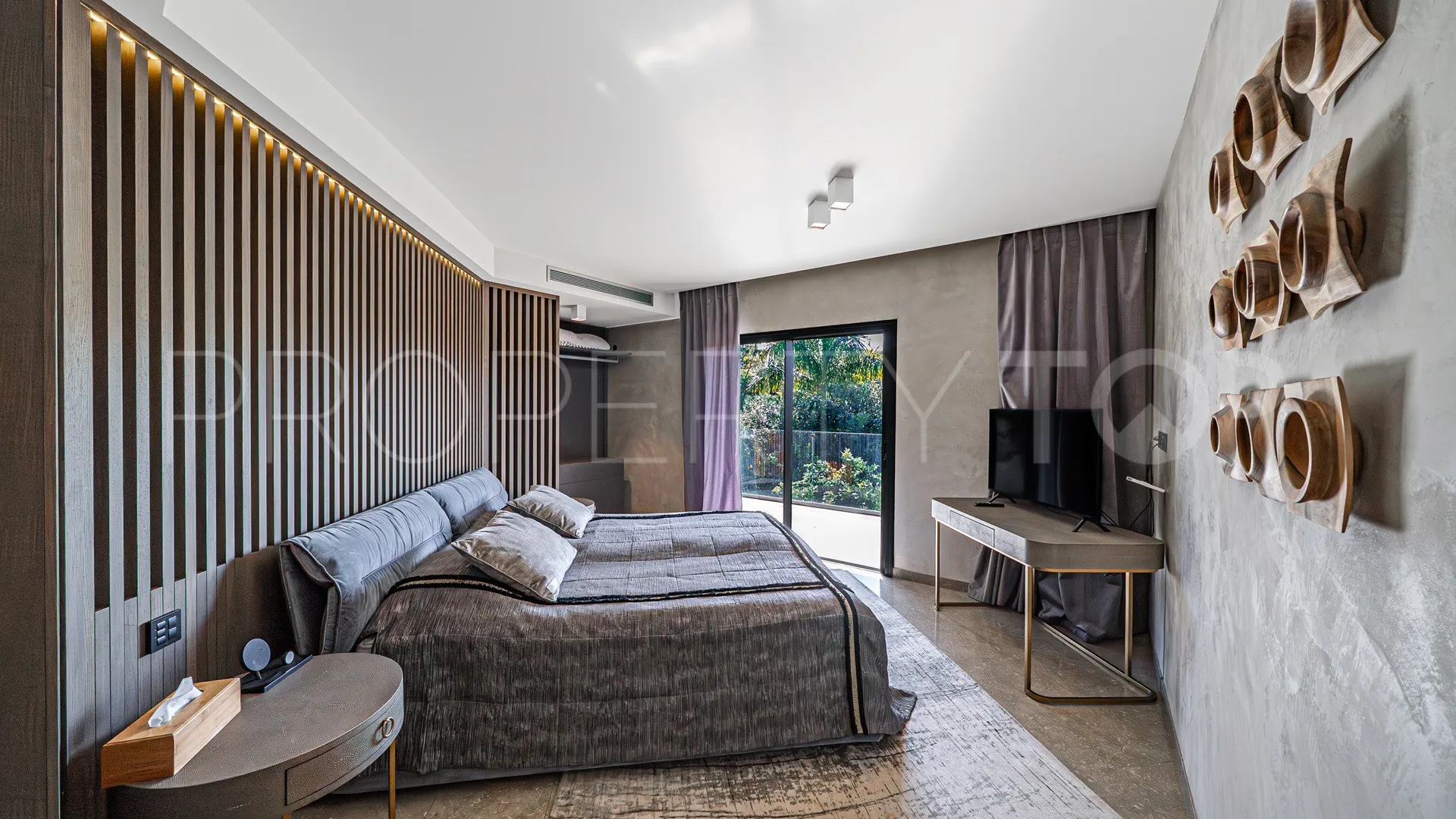 Guadalmina Baja, villa de 10 dormitorios en venta