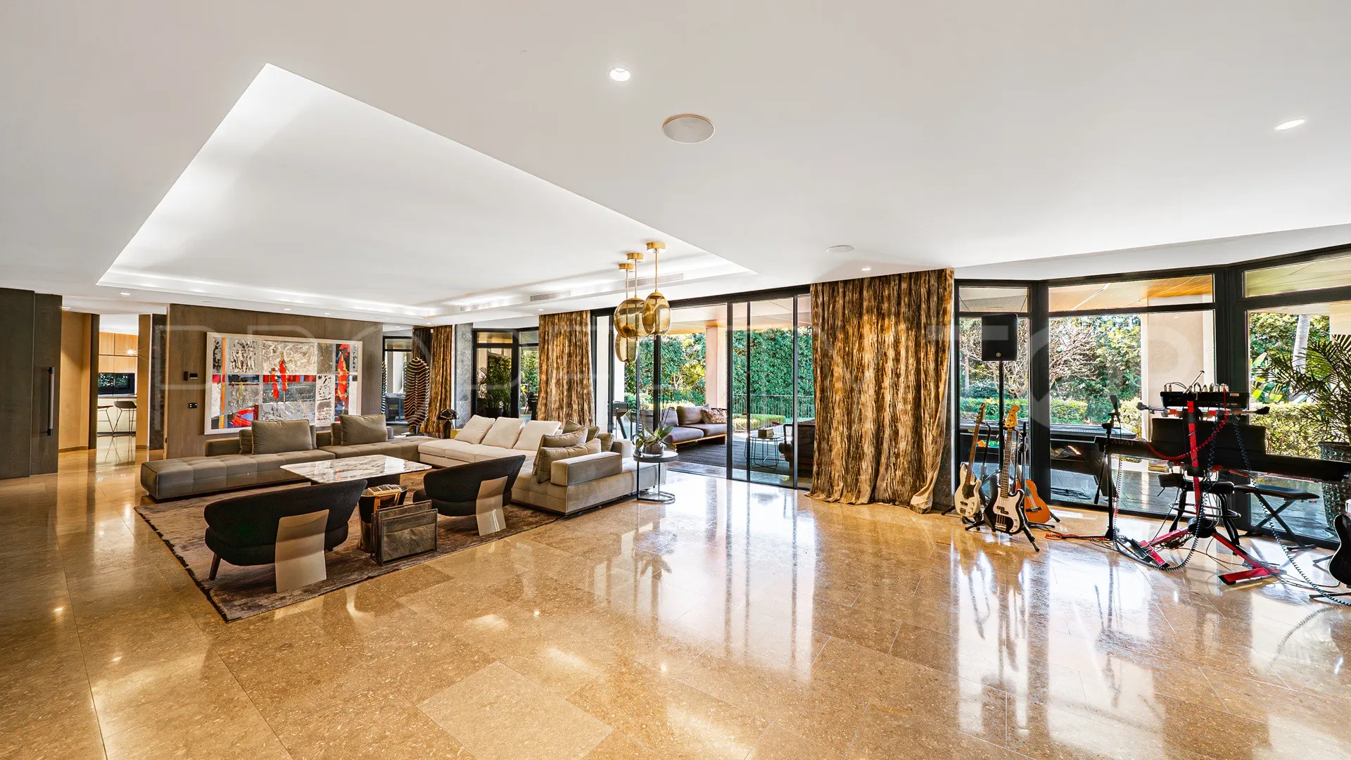 Guadalmina Baja, villa de 10 dormitorios en venta
