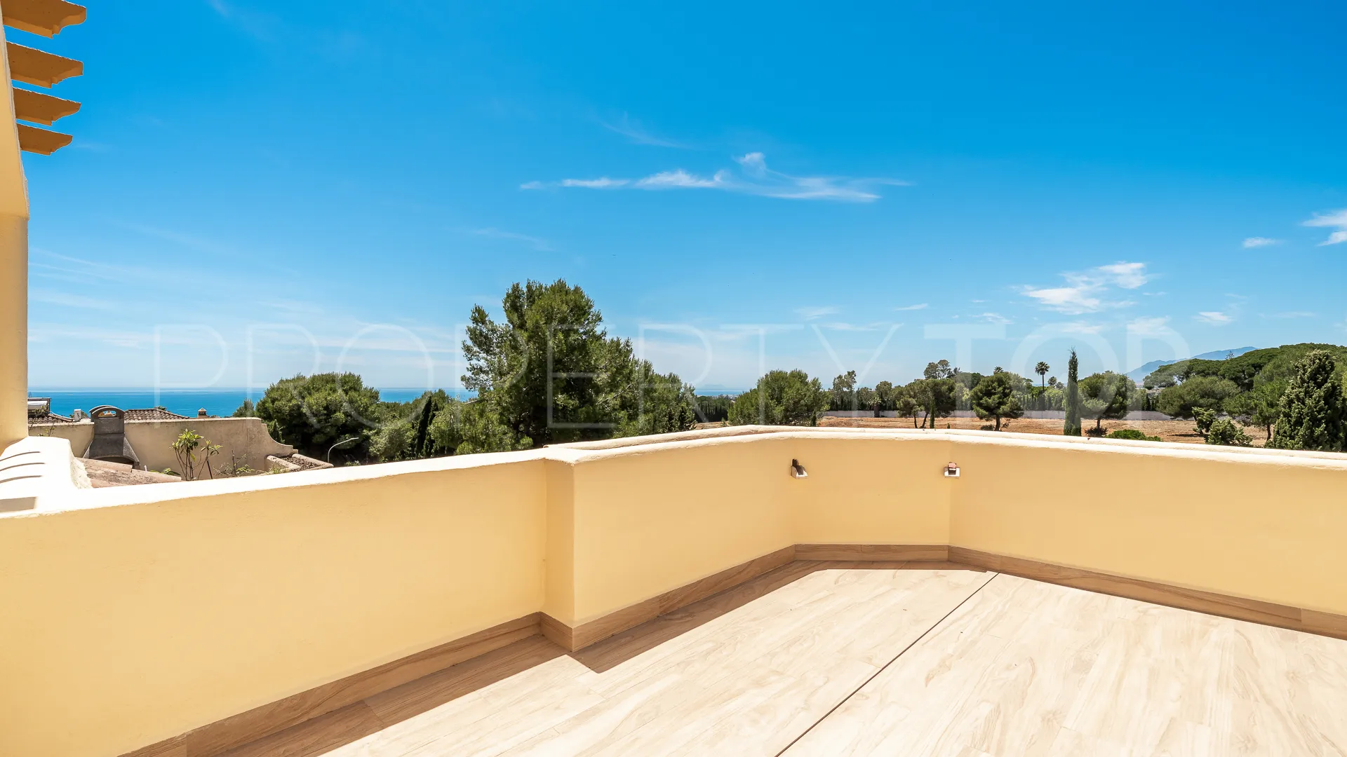 Town house for sale in Nagüeles with 4 bedrooms