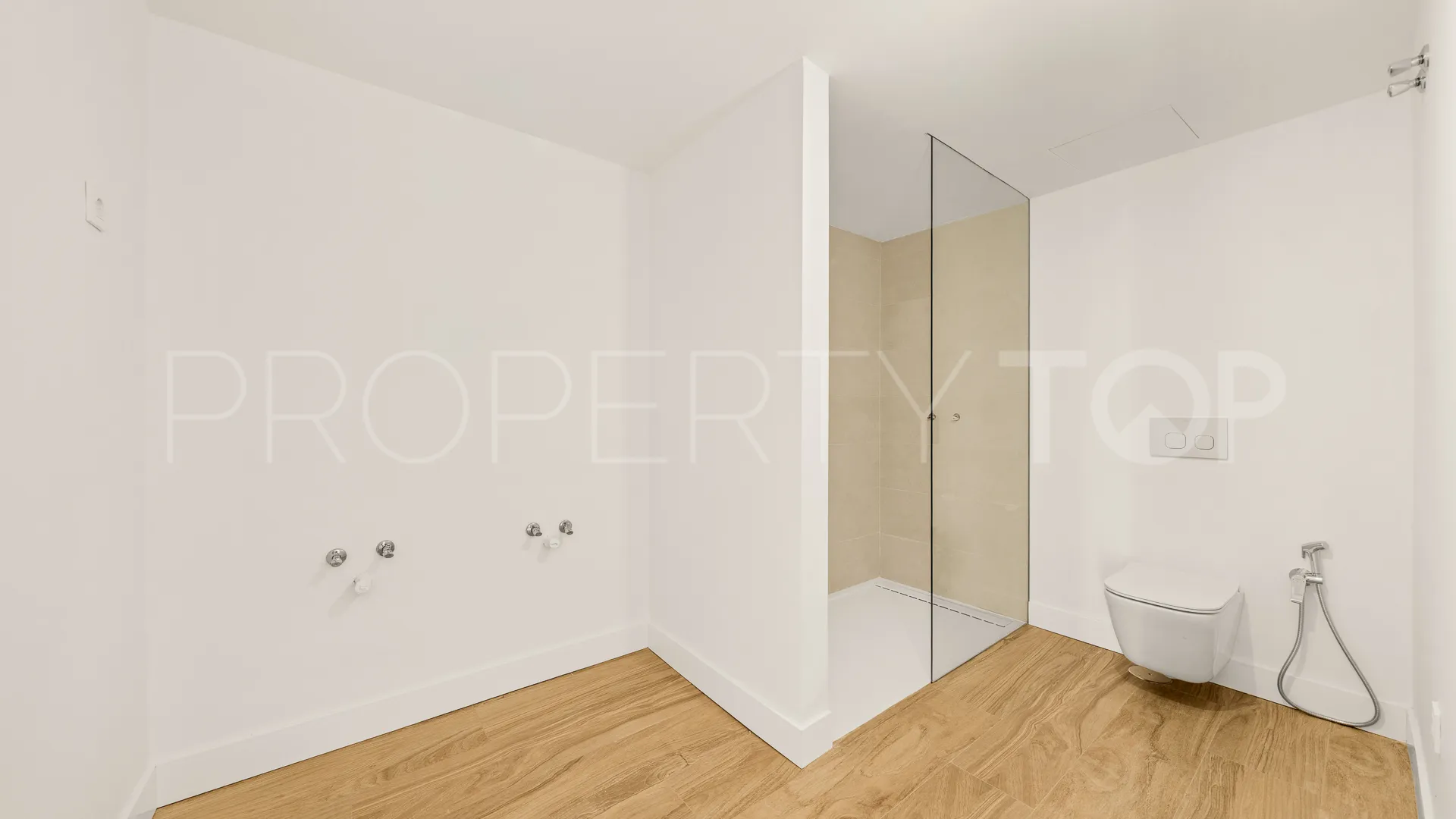 Town house for sale in Nagüeles with 4 bedrooms