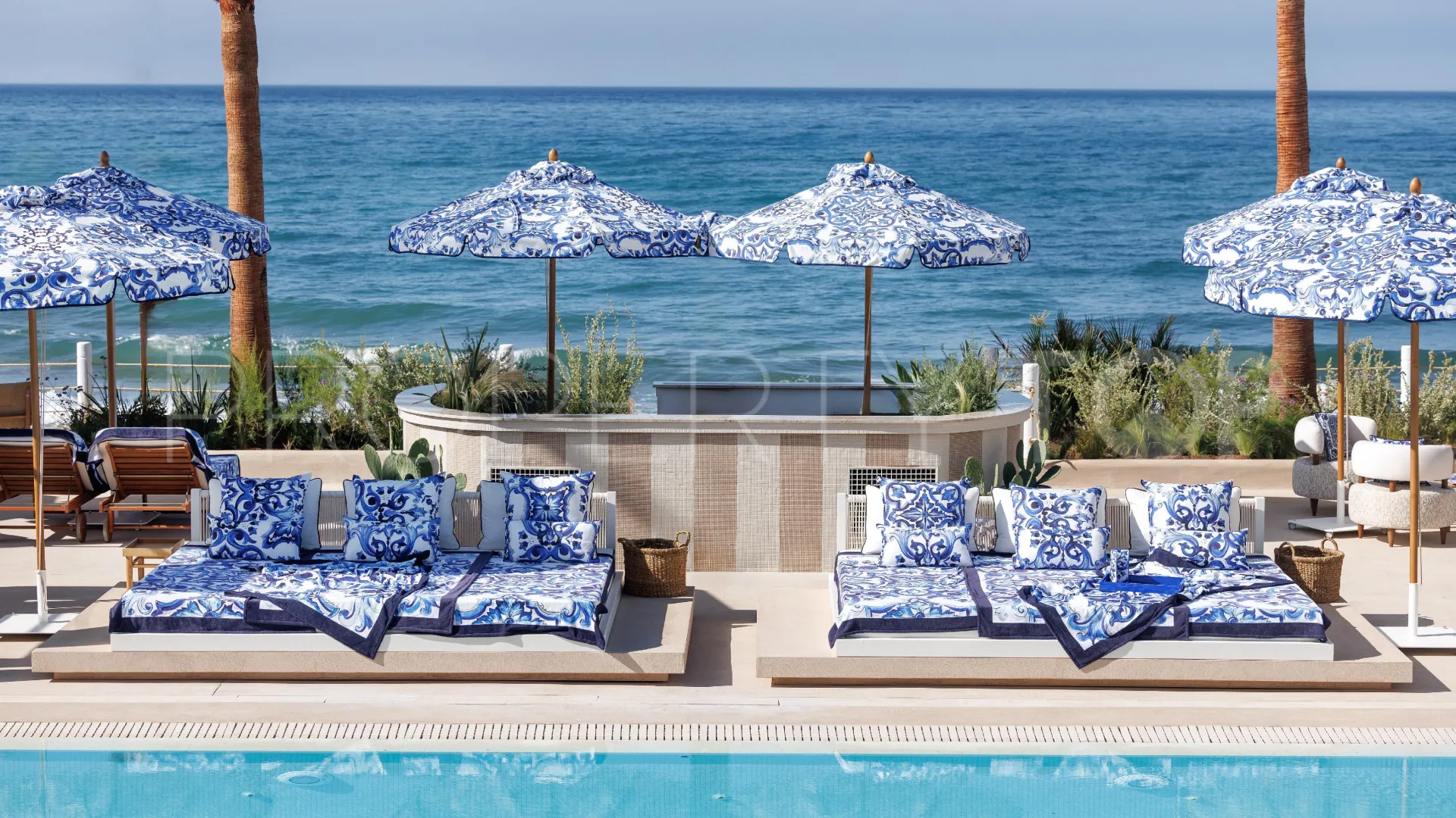 For sale Los Monteros villa with 5 bedrooms