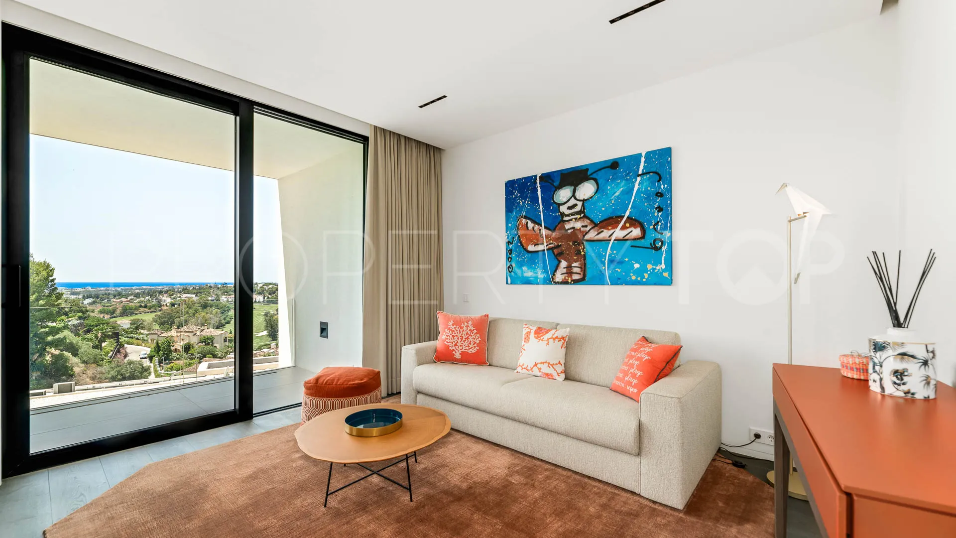Villa for sale in La Quinta with 6 bedrooms