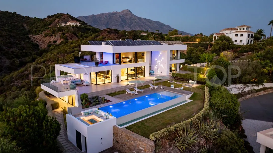 Villa for sale in La Quinta with 6 bedrooms