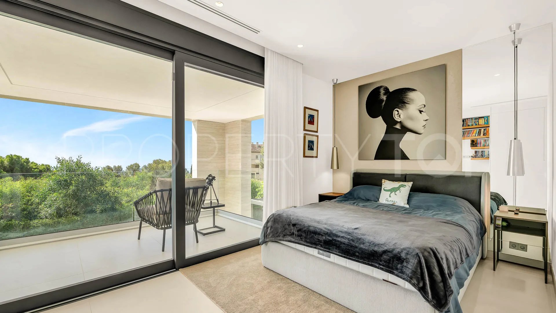5 bedrooms Cascada de Camojan villa for sale