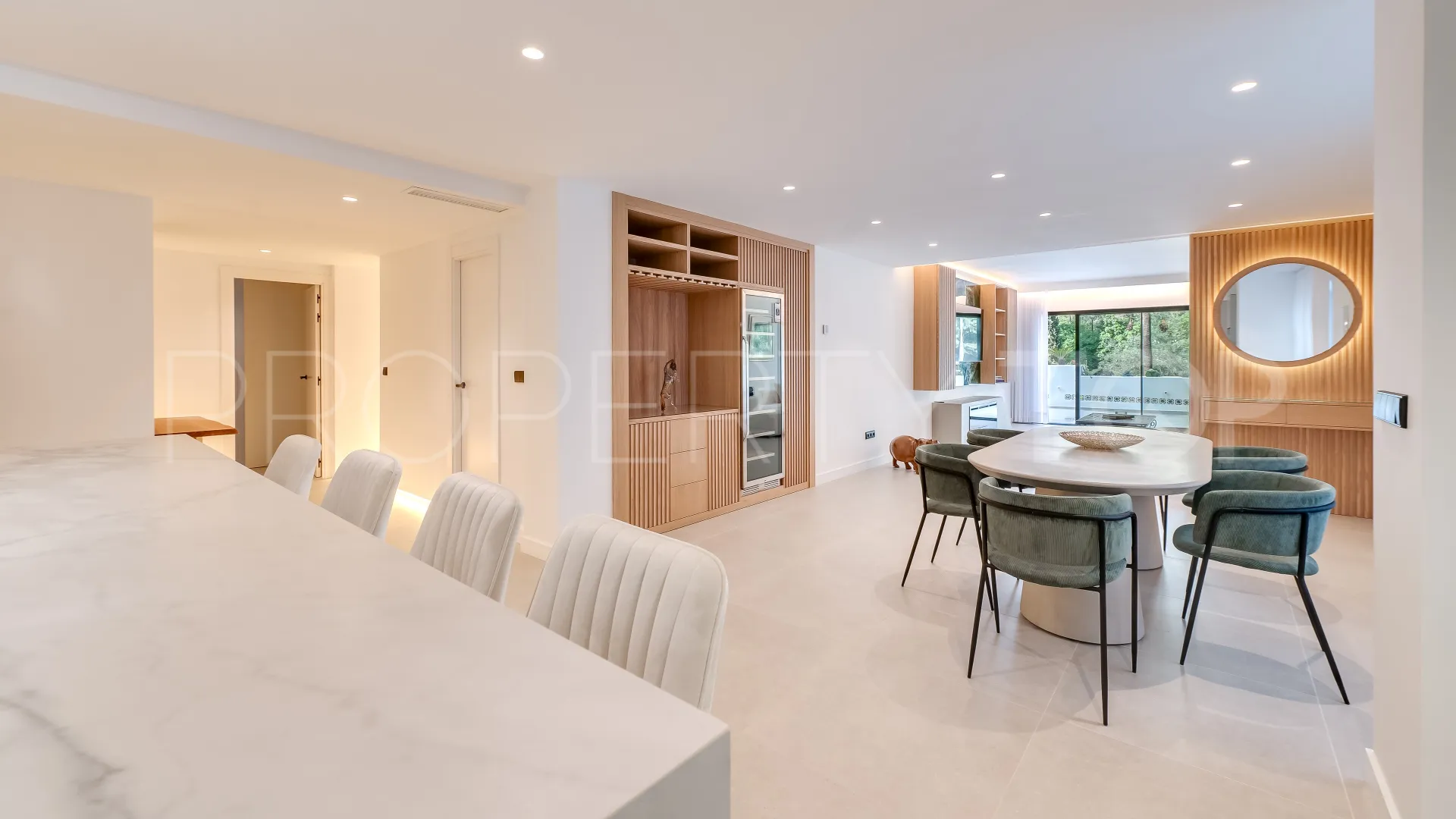 Apartment for sale in Las Lomas del Marbella Club