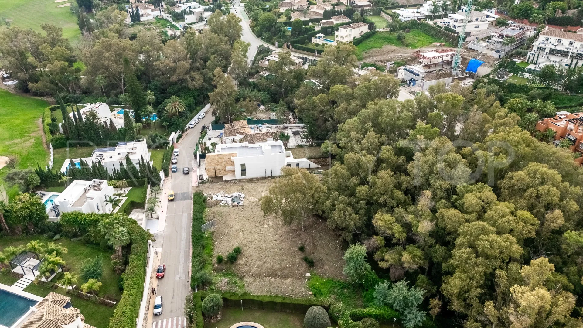 La Cerquilla plot for sale
