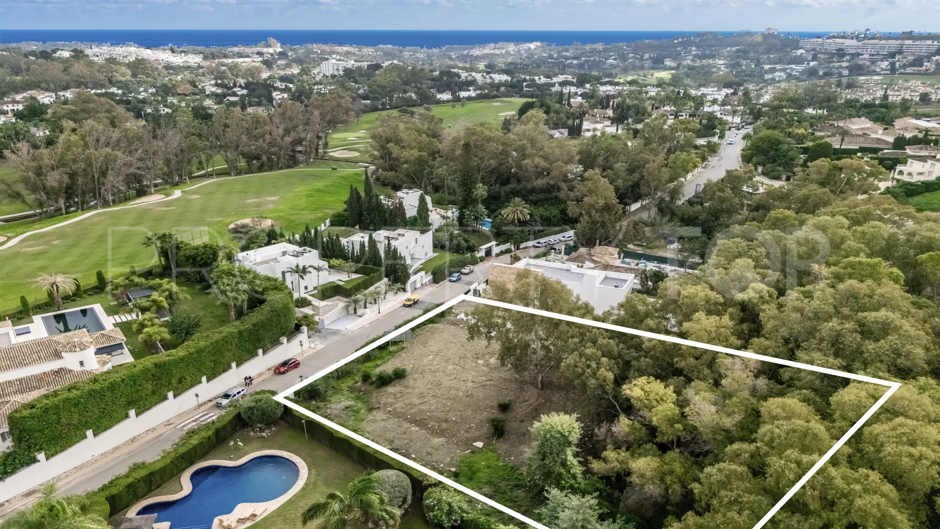 La Cerquilla plot for sale
