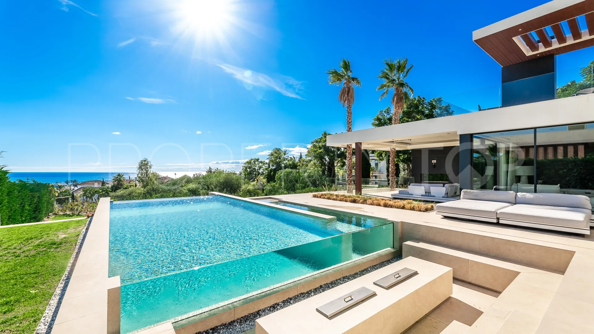 Villa for sale in Los Flamingos Golf
