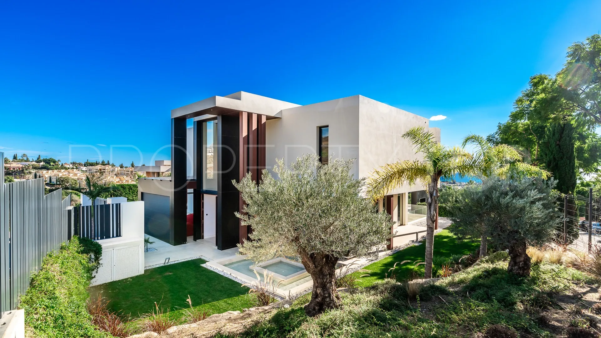 Villa for sale in Los Flamingos Golf