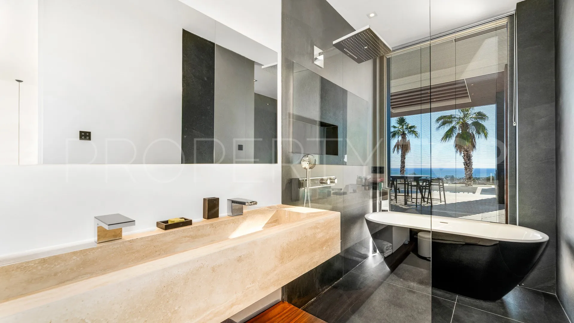 Villa for sale in Los Flamingos Golf