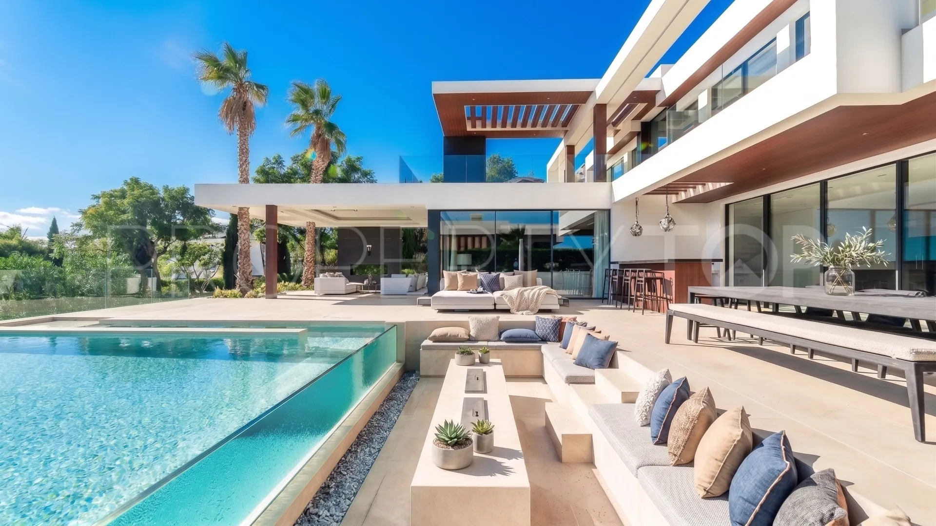 Villa for sale in Los Flamingos Golf