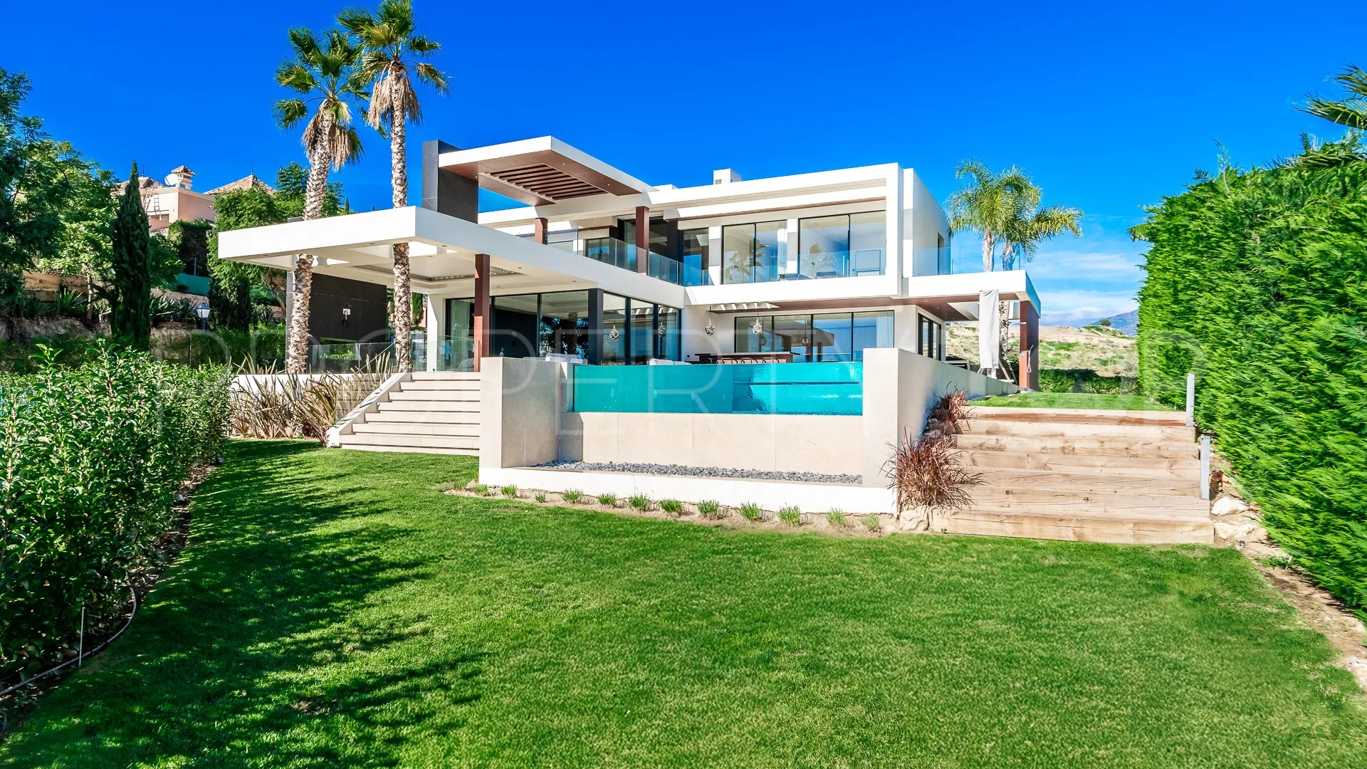 Villa for sale in Los Flamingos Golf