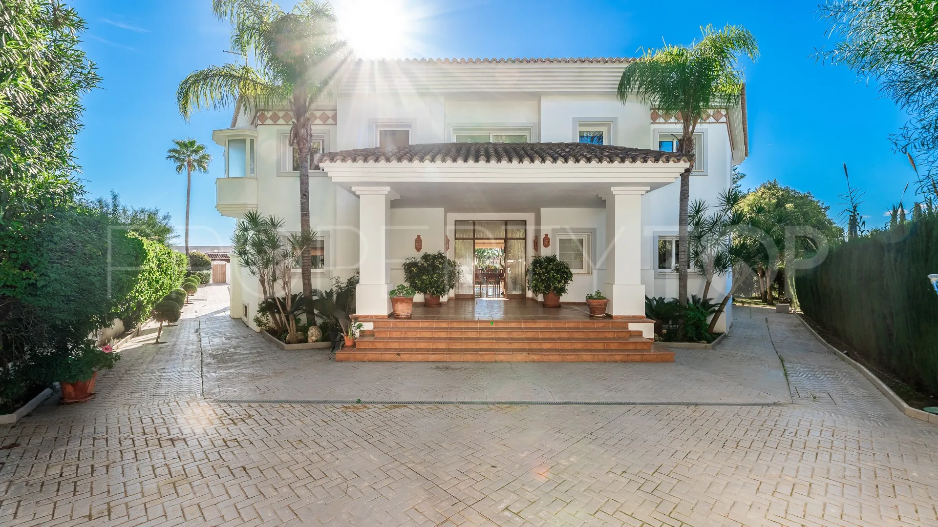 Villa en venta en Paraiso Alto de 6 dormitorios