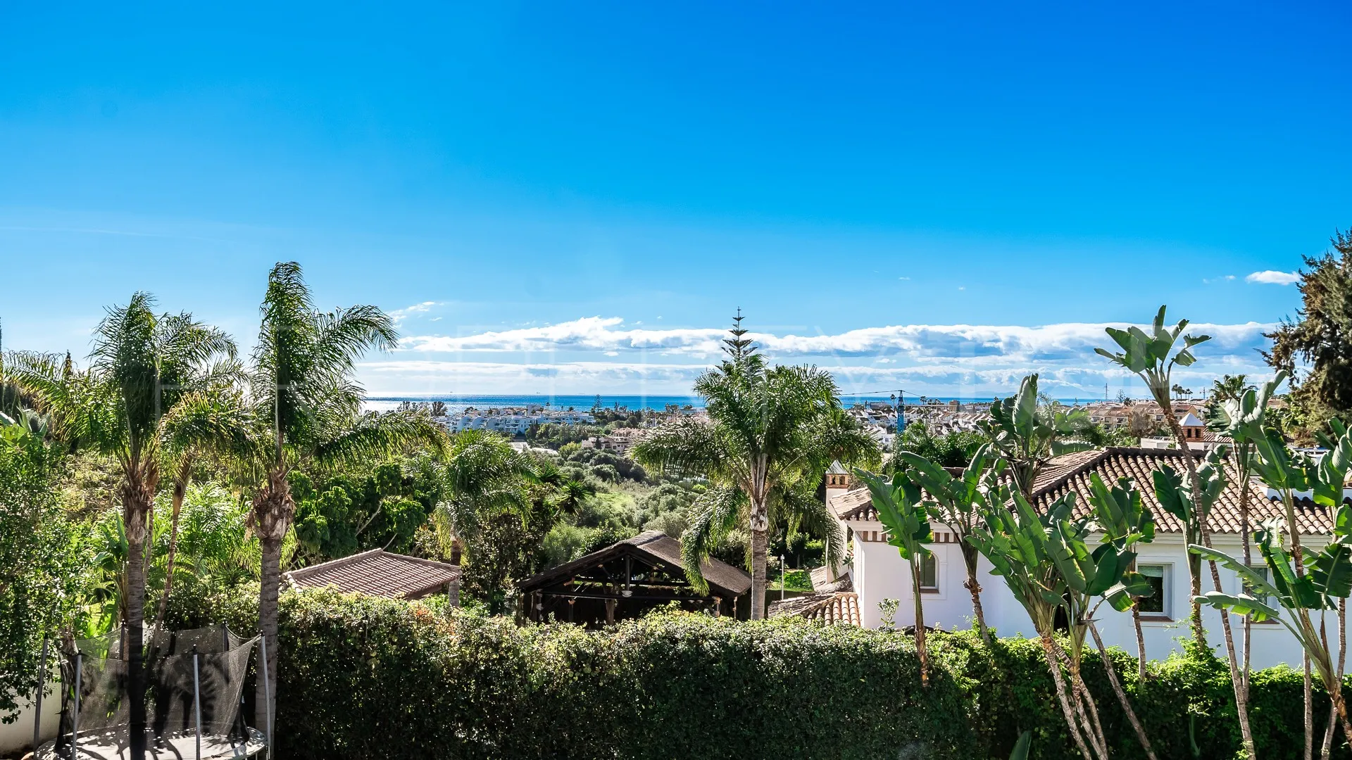 Villa en venta en Paraiso Alto de 6 dormitorios