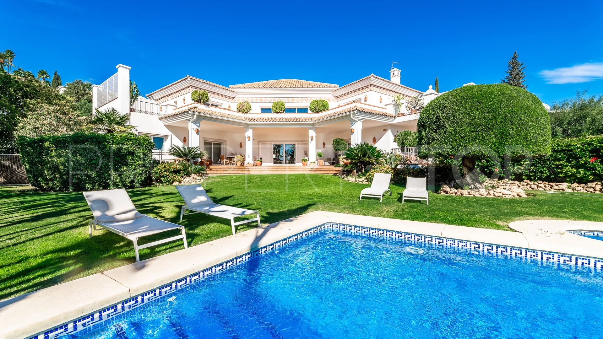 Villa en venta en Paraiso Alto de 6 dormitorios