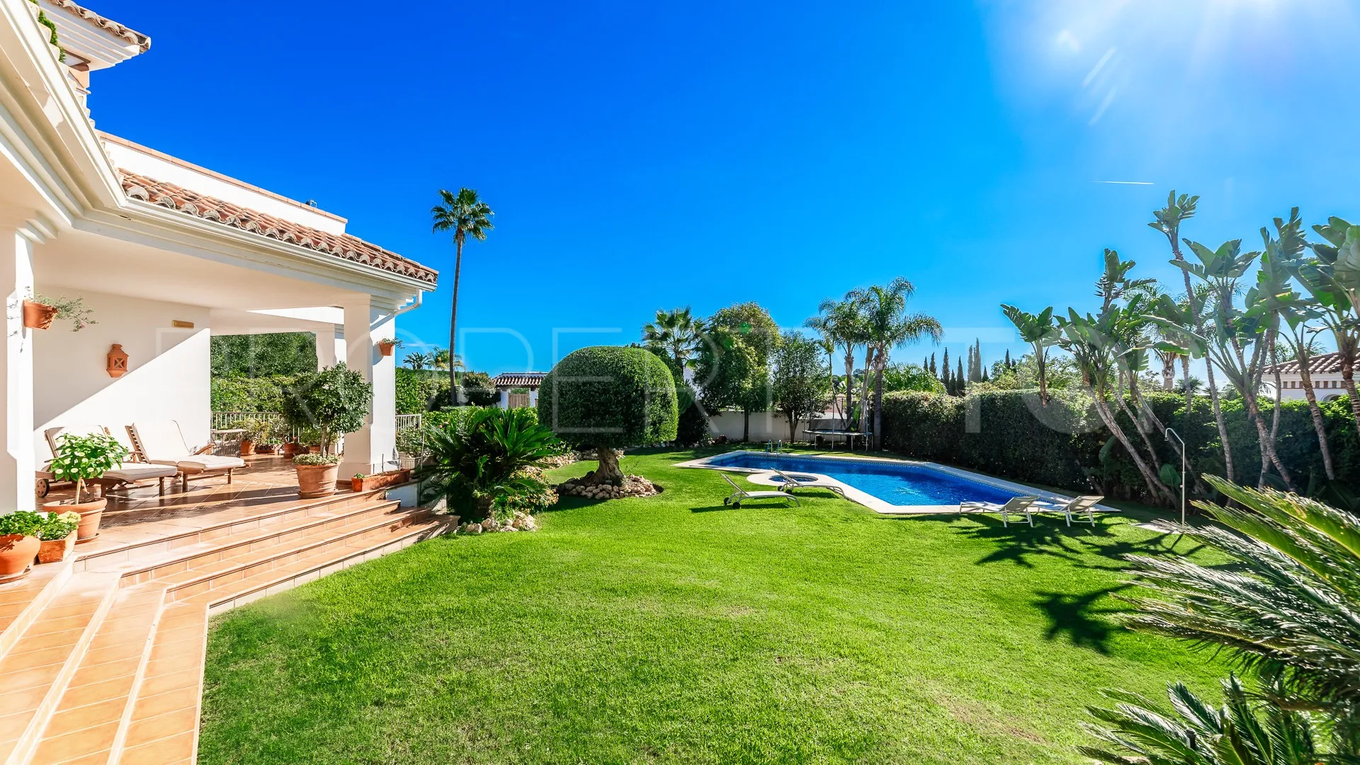 Villa en venta en Paraiso Alto de 6 dormitorios
