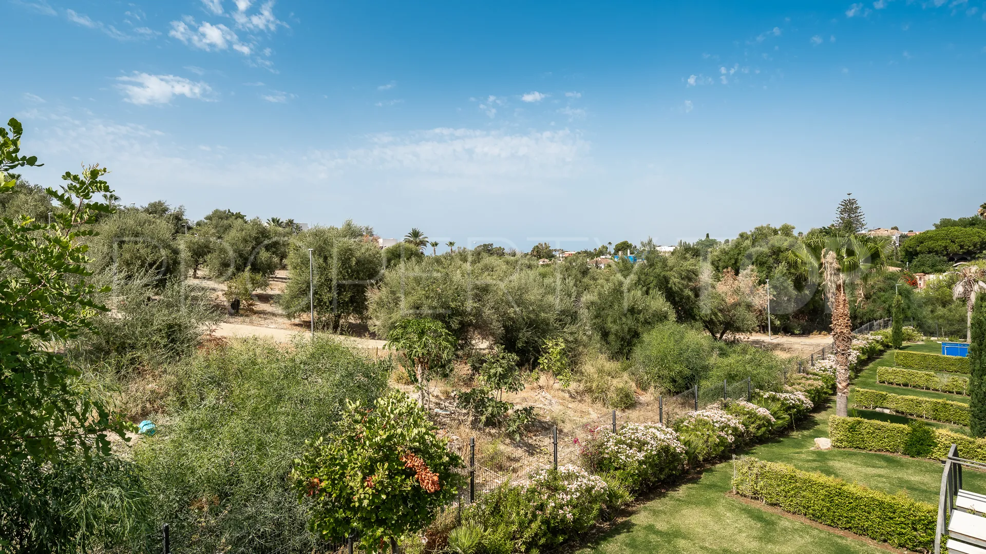 4 bedrooms Rio Real semi detached house for sale