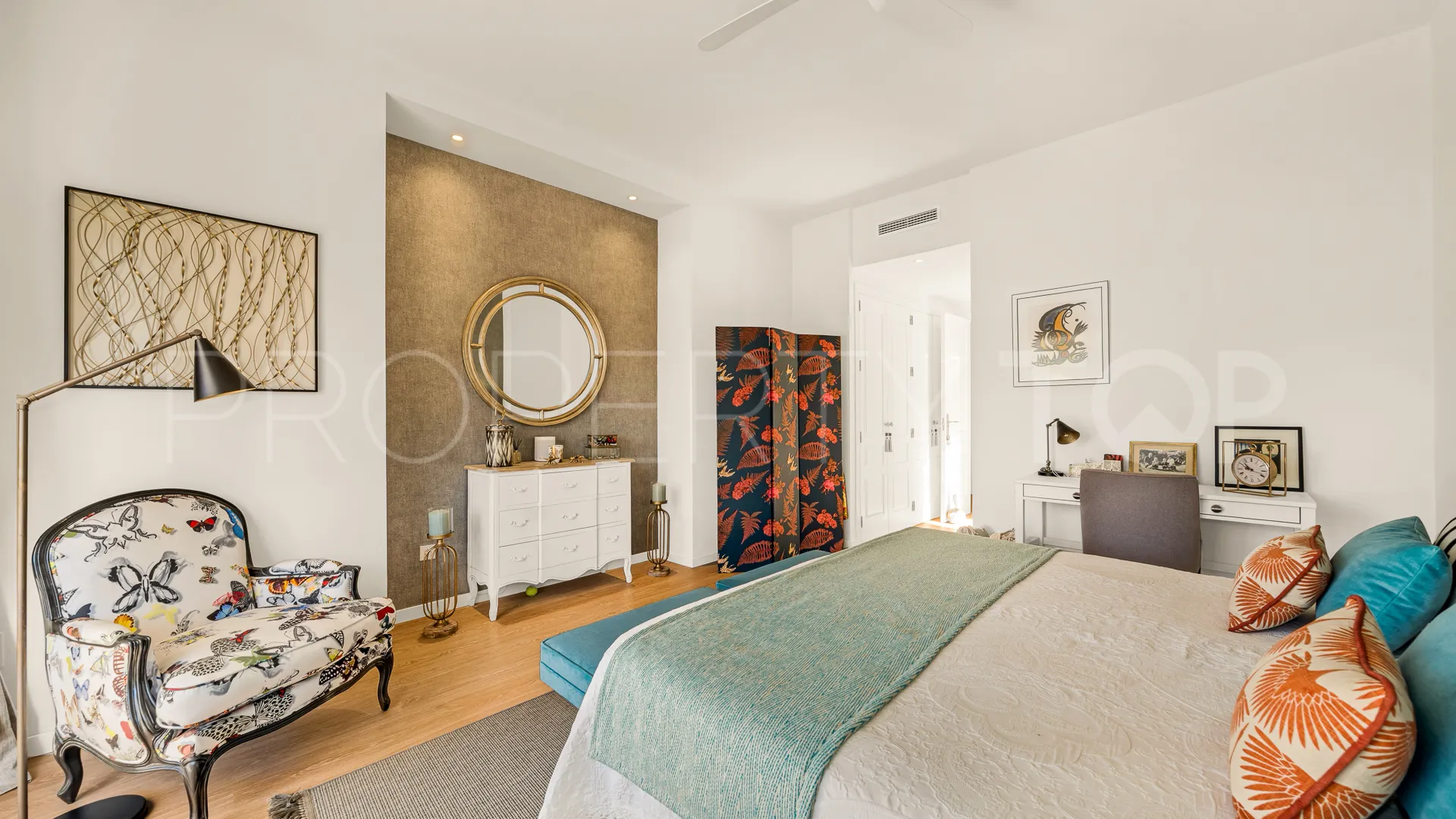Comprar apartamento en Rio Real con 3 dormitorios