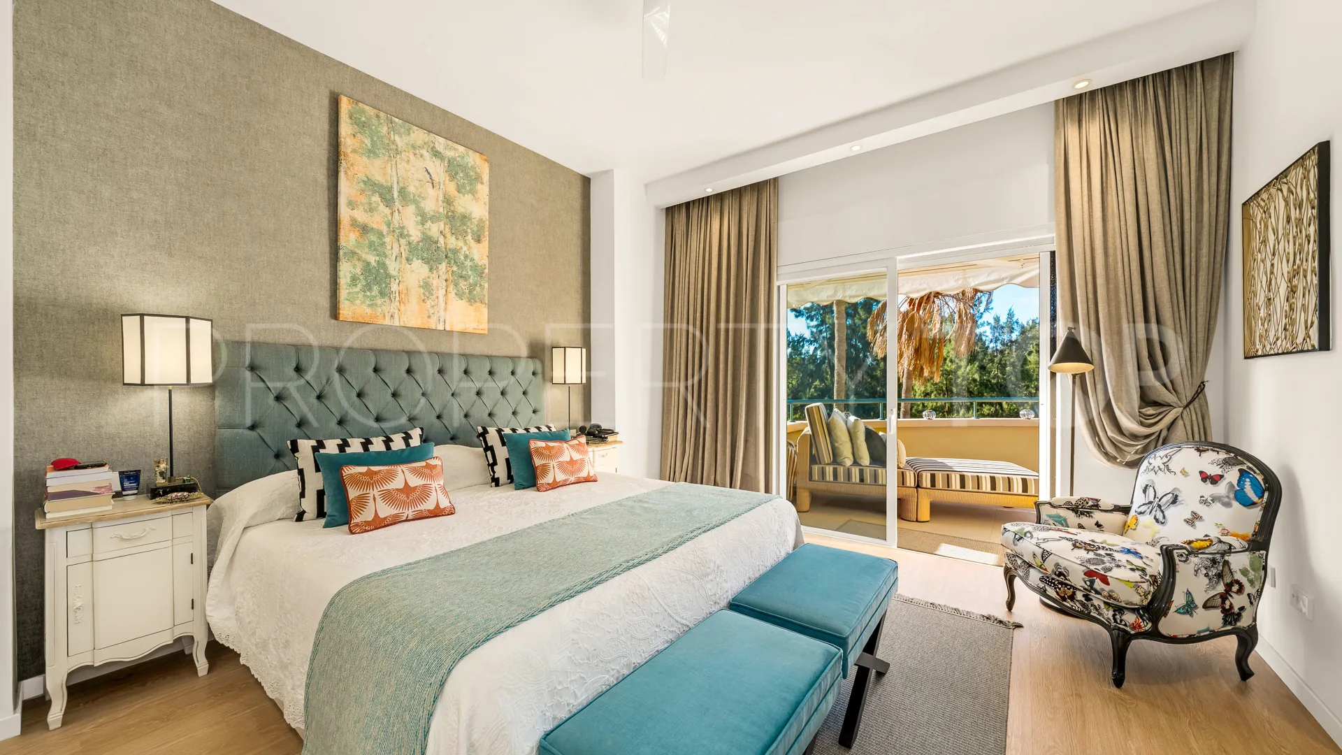 Comprar apartamento en Rio Real con 3 dormitorios