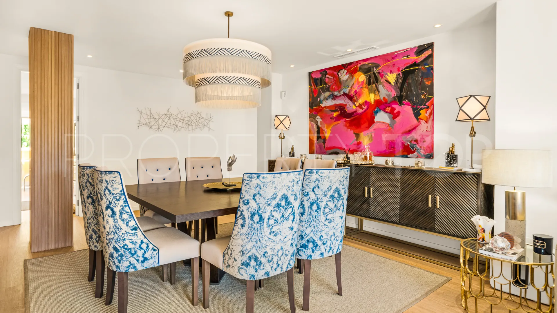 Comprar apartamento en Rio Real con 3 dormitorios