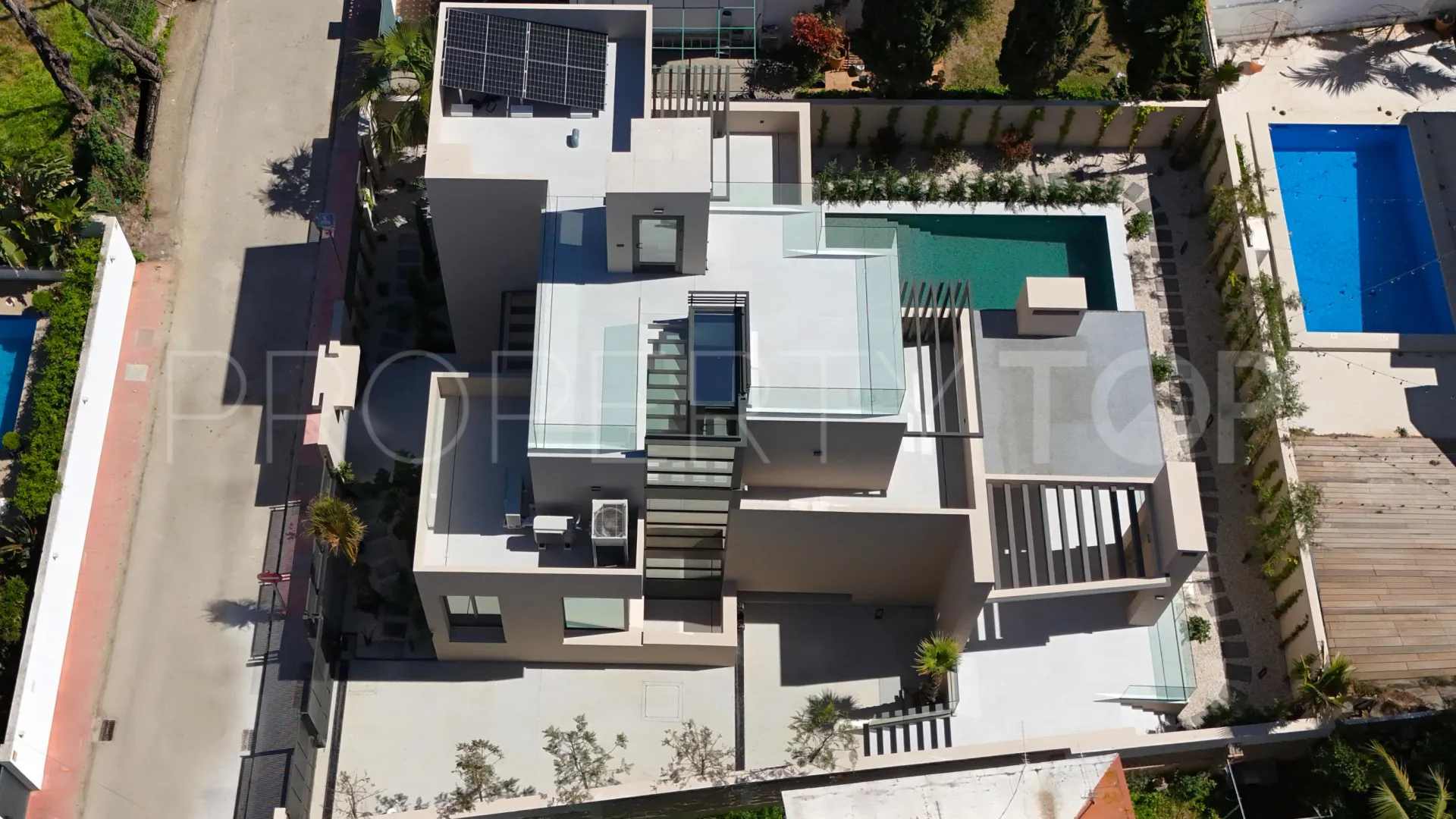 Villa for sale in Beach Side Golden Mile with 5 bedrooms